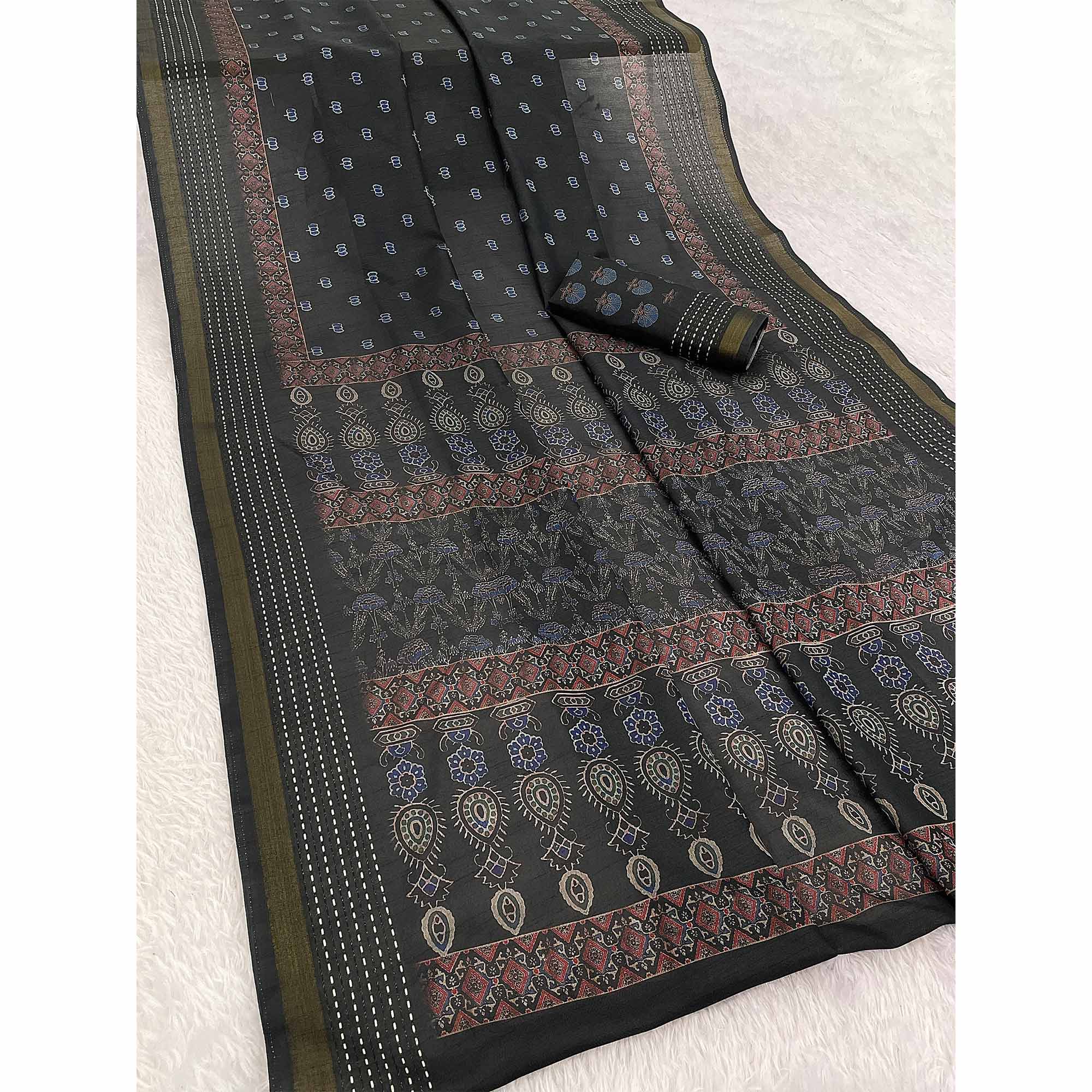Graceful Black Digital Ikkat Printed Saree in Luxurious Silk Blend Fabric - Image 3