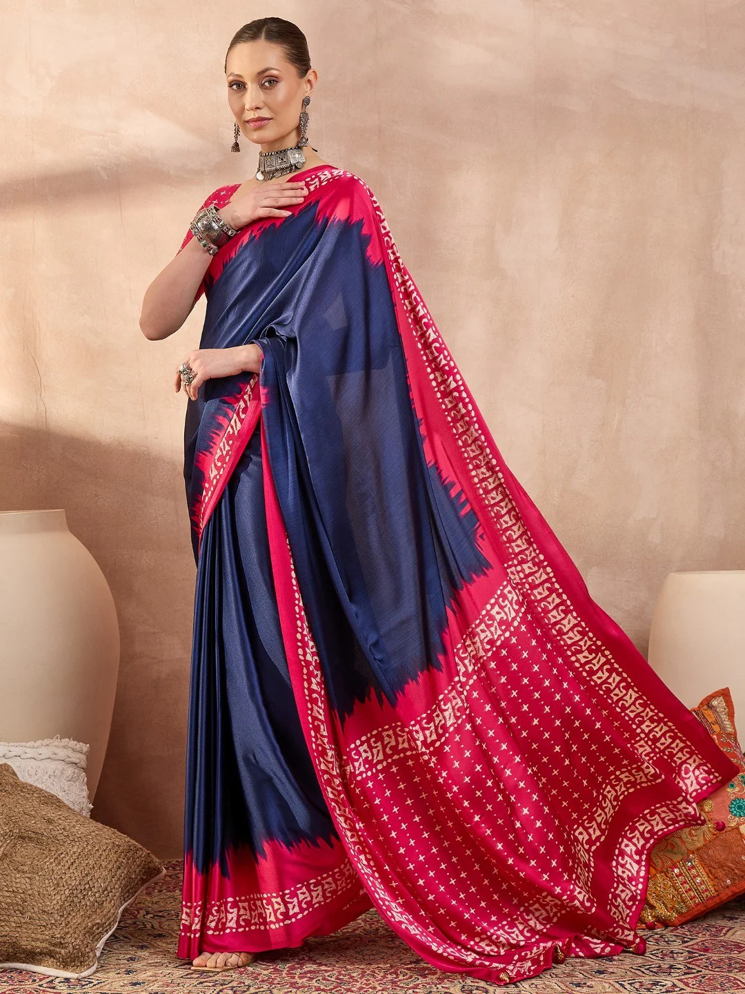 Graceful Blue Satin Saree with Soft Pink Highlights and Printed Border - Image 6