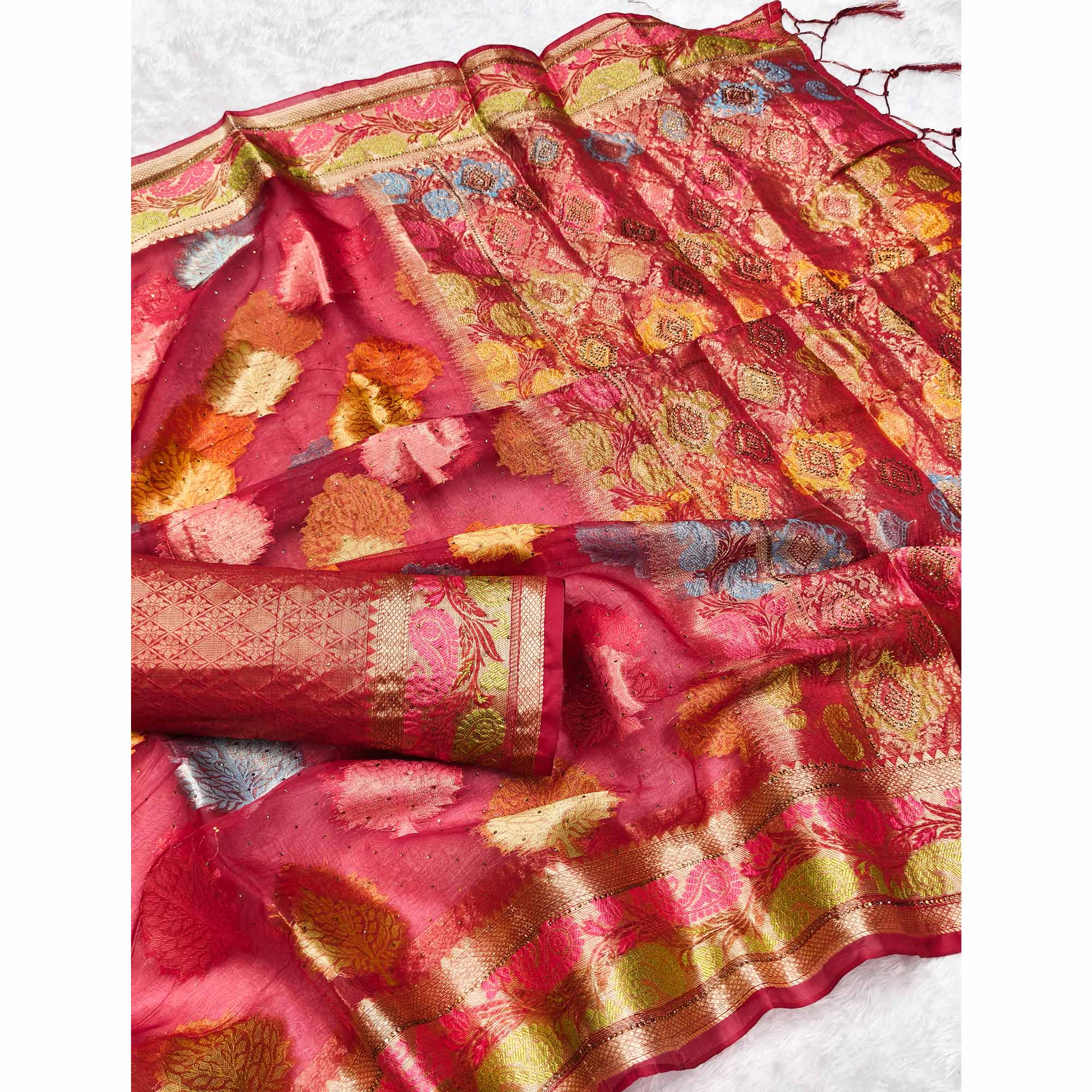 Graceful Cherry Red Banarasi Silk Saree Enhanced With Tree Motif Zari Weaving & Stone Work - Image 3