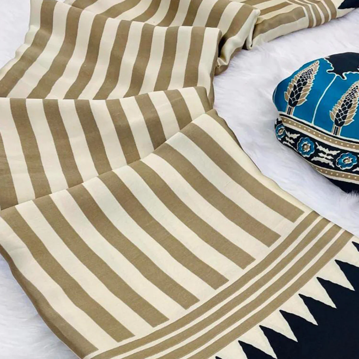 Graceful Chikoo & Black Crepe Silk Blend Saree Adorned with Bold Striped Print Work - Image 2