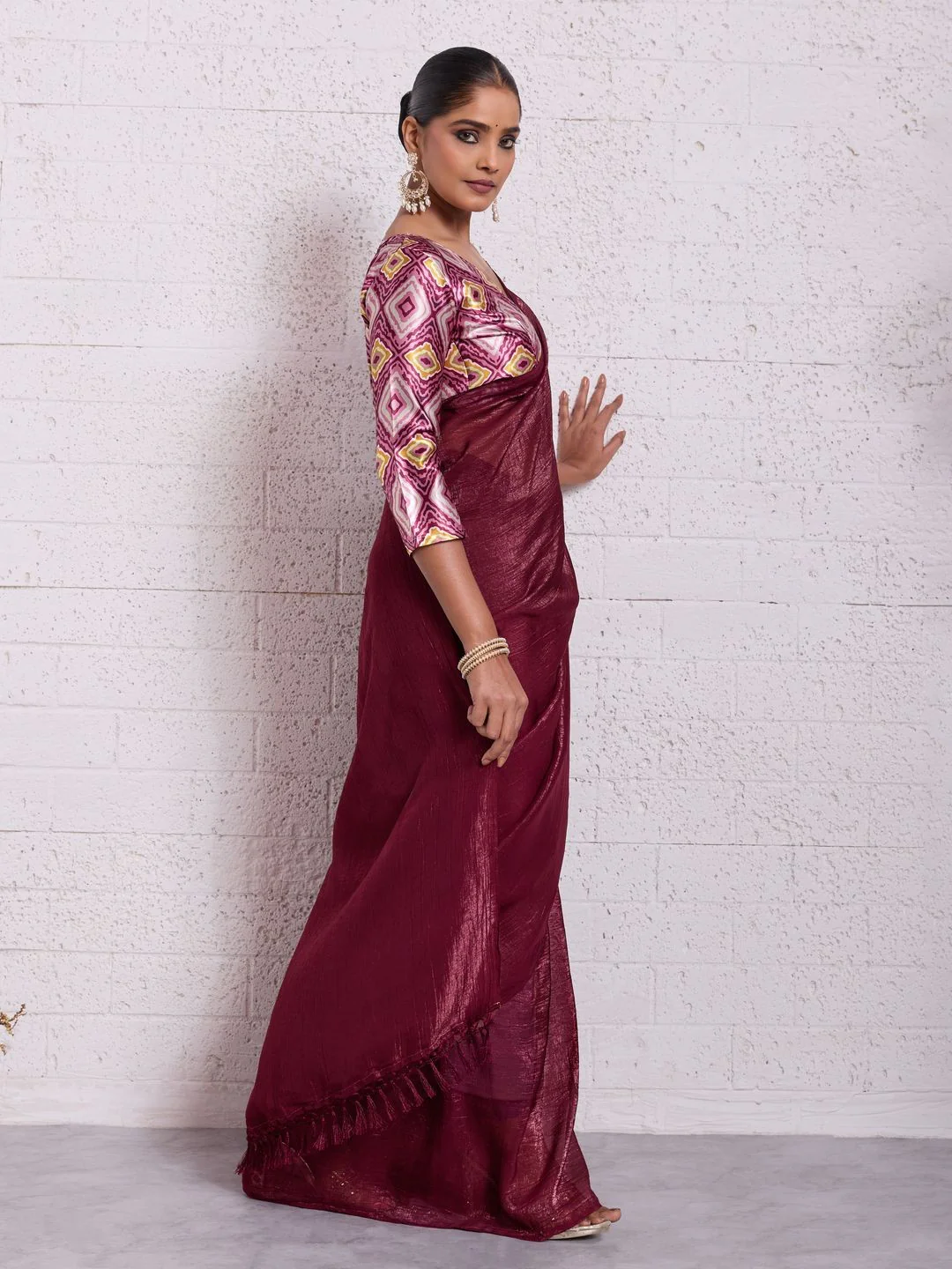 Graceful Dark Maroon Solid Pure Crunchy Saree Accented With Fine Tassel Pallu - Image 3