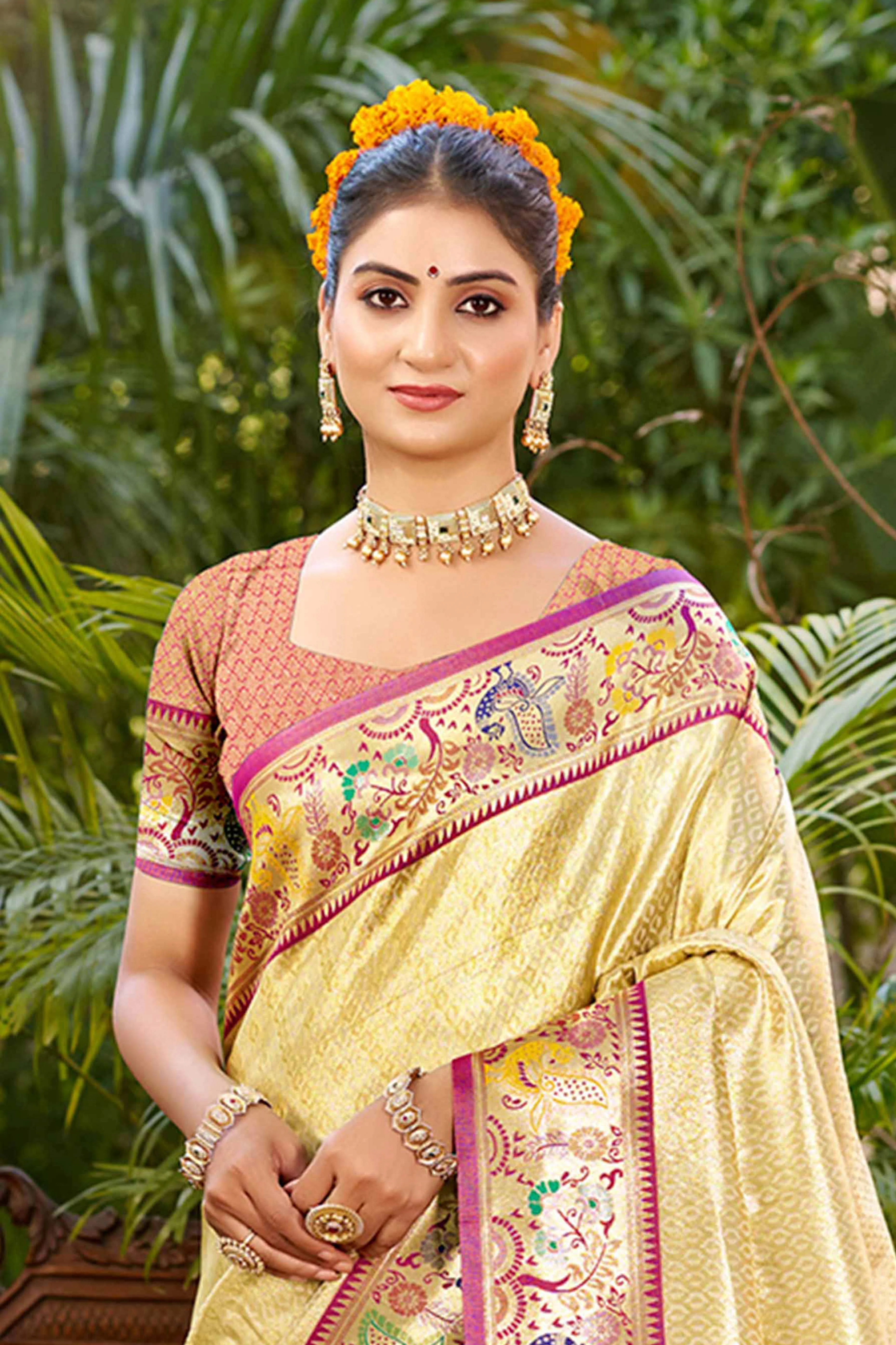 Graceful Golden Silk Blend Saree Adorned With Intricate Zari Weave & Peacock Motif Pallu - Image 4