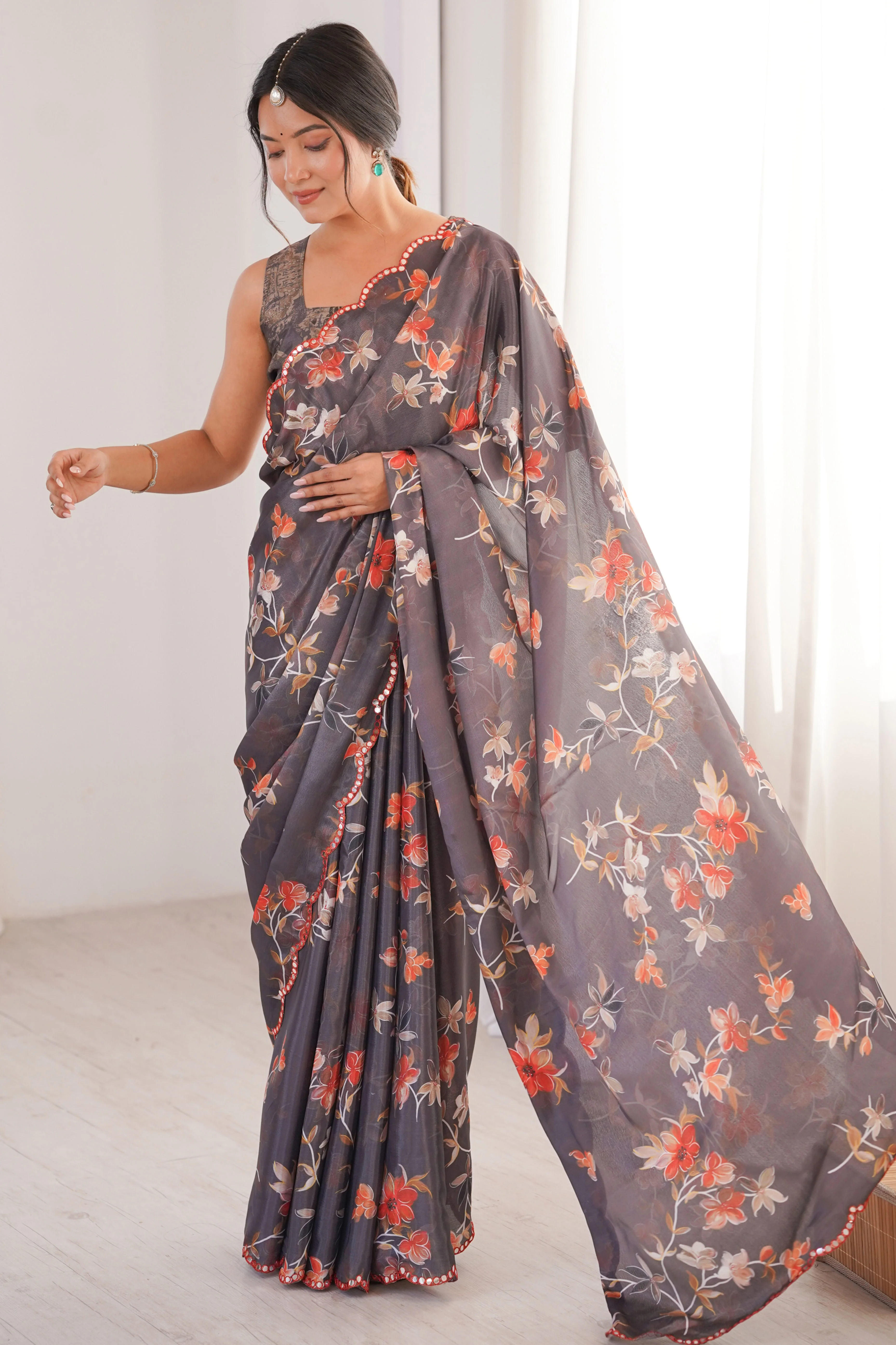 Graceful Grey Floral Digital Printed Chinon Saree Highlighted By Delicate Embroidered Border - Image 5