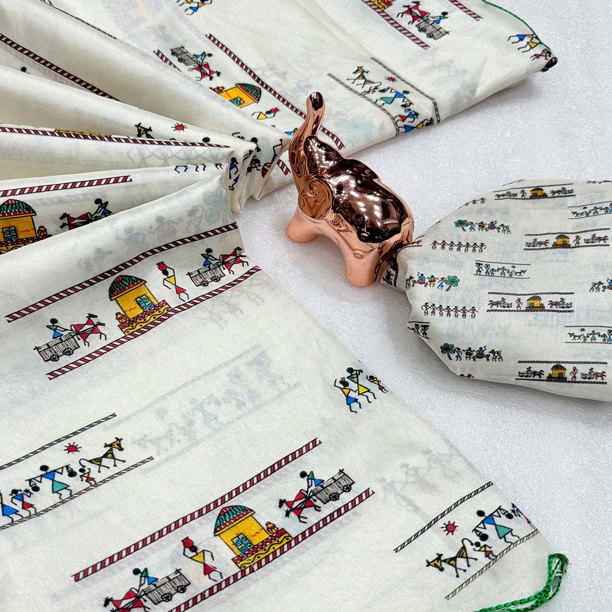Graceful Off White Dola Silk Saree Highlighted with Handcrafted Warli Motifs - Image 2
