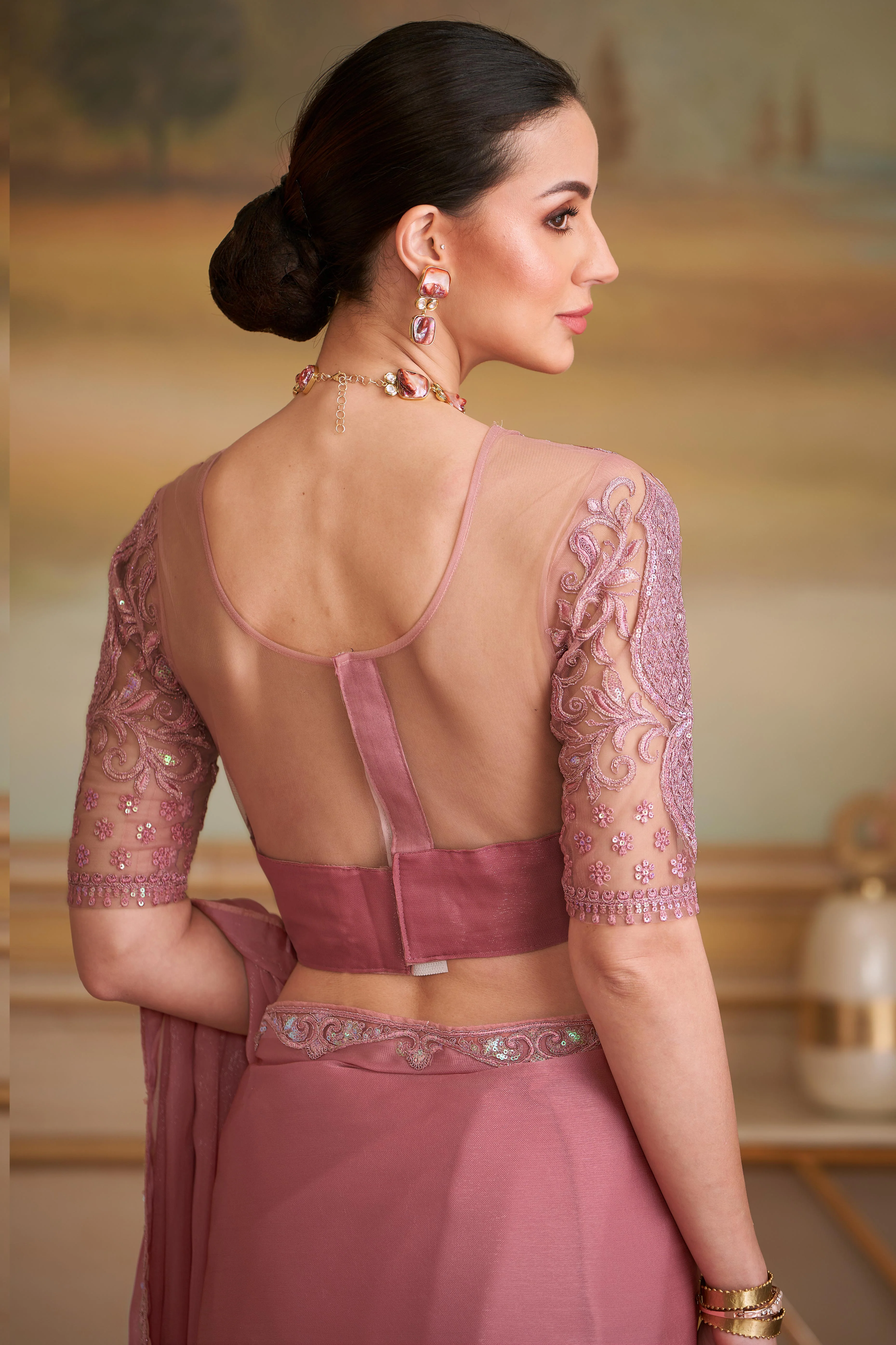 Graceful Onion Pink Sparkle Georgette Saree Adorned With Floral Sequins Embroidered Lace Border - Image 5