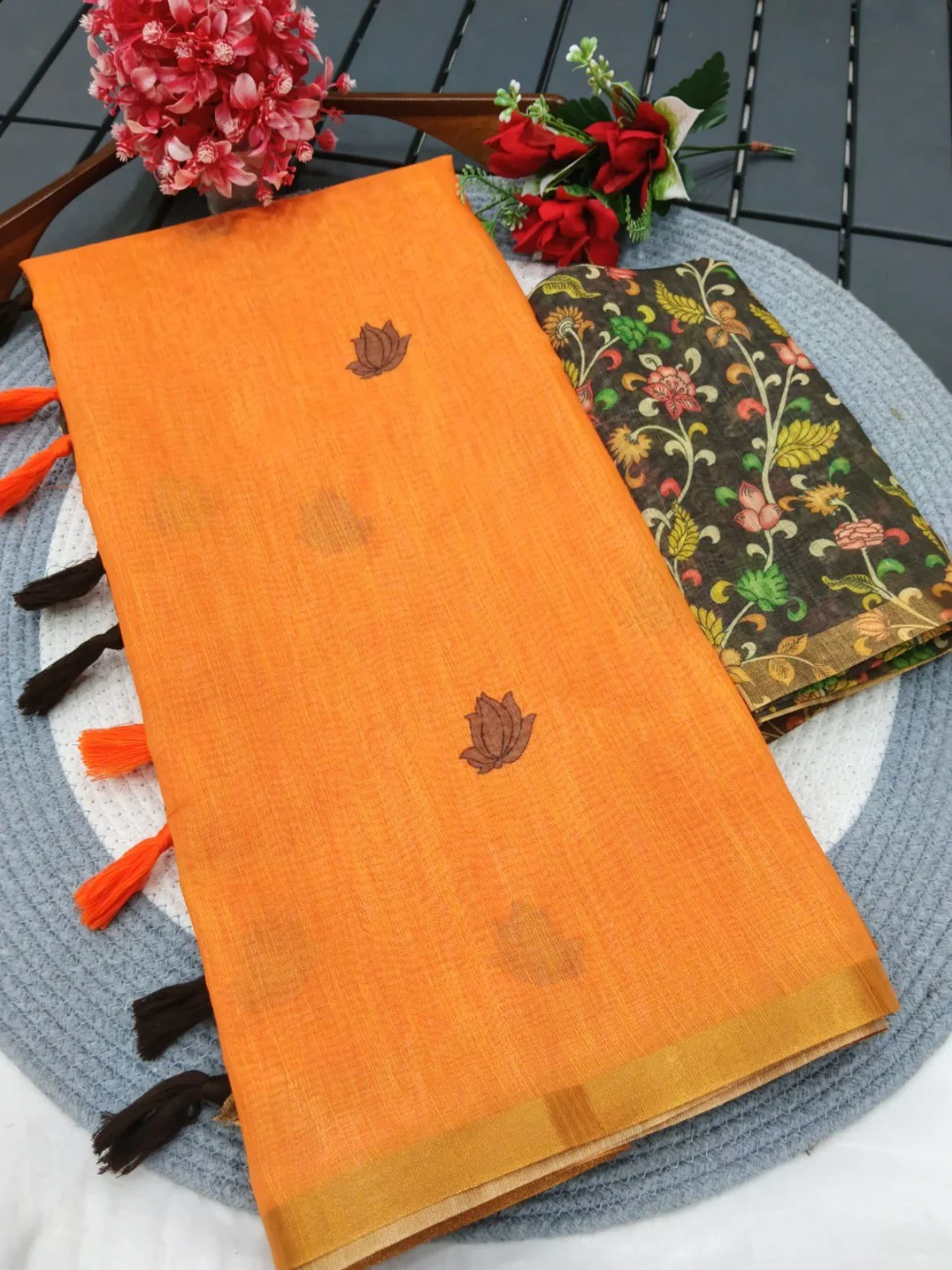 Graceful Orange Linen Saree with Beautiful Floral Printed Border - Image 3