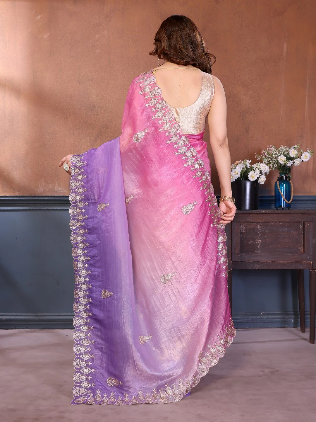 Graceful Pink & Lavender Silk Blend Saree with Heavy Embroidered Detailing - Image 4