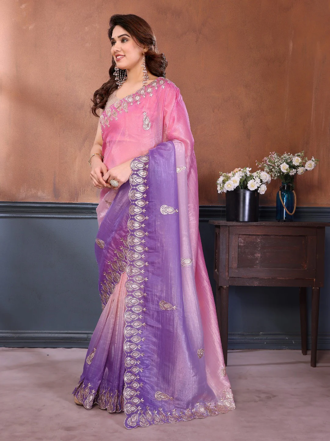 Graceful Pink & Lavender Silk Blend Saree with Heavy Embroidered Detailing - Image 5