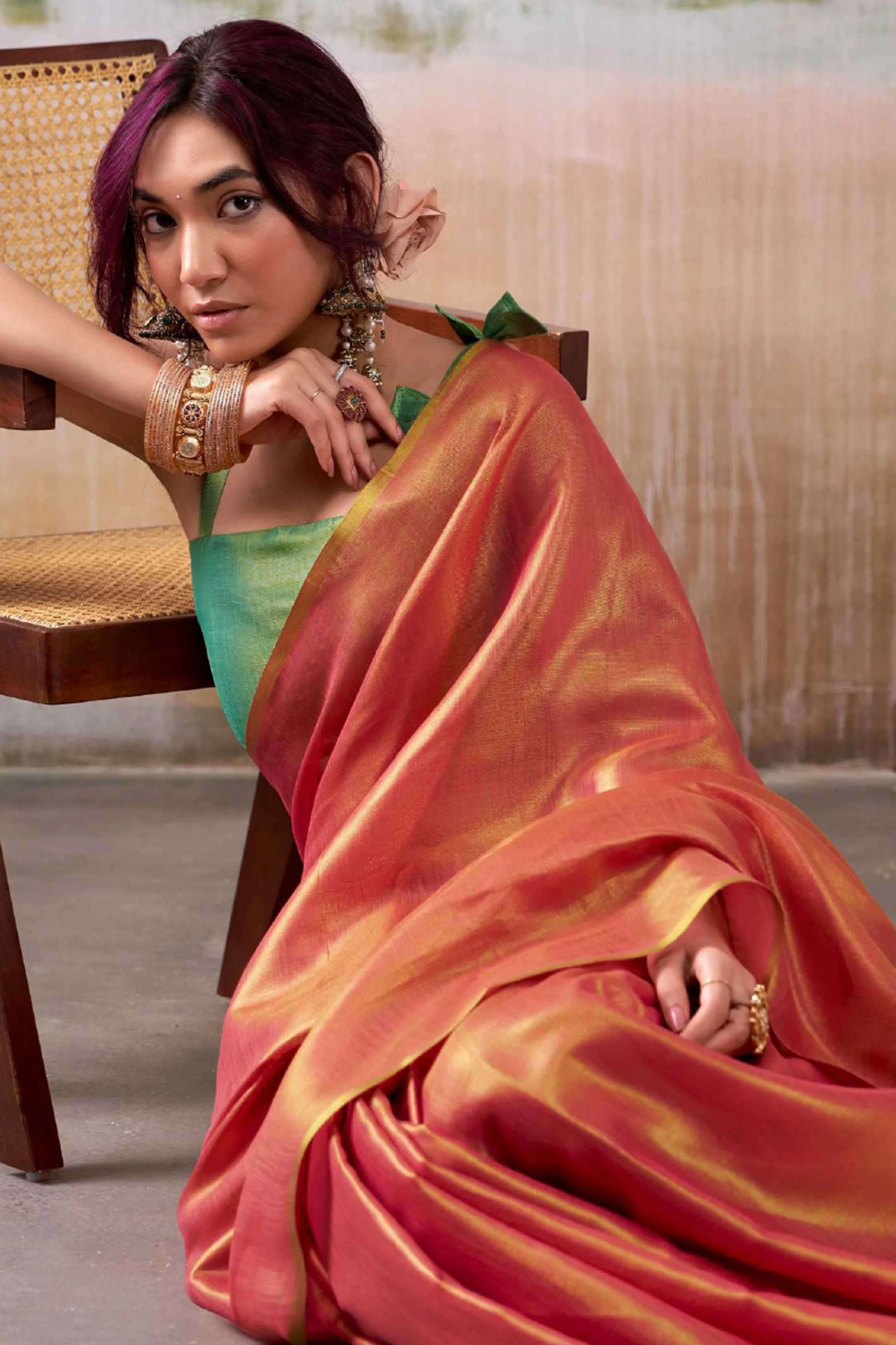 Graceful Pink Tissue Silk Blend Saree Adorned with Intricate Zari Weaving & Tassel Pallu - Image 3