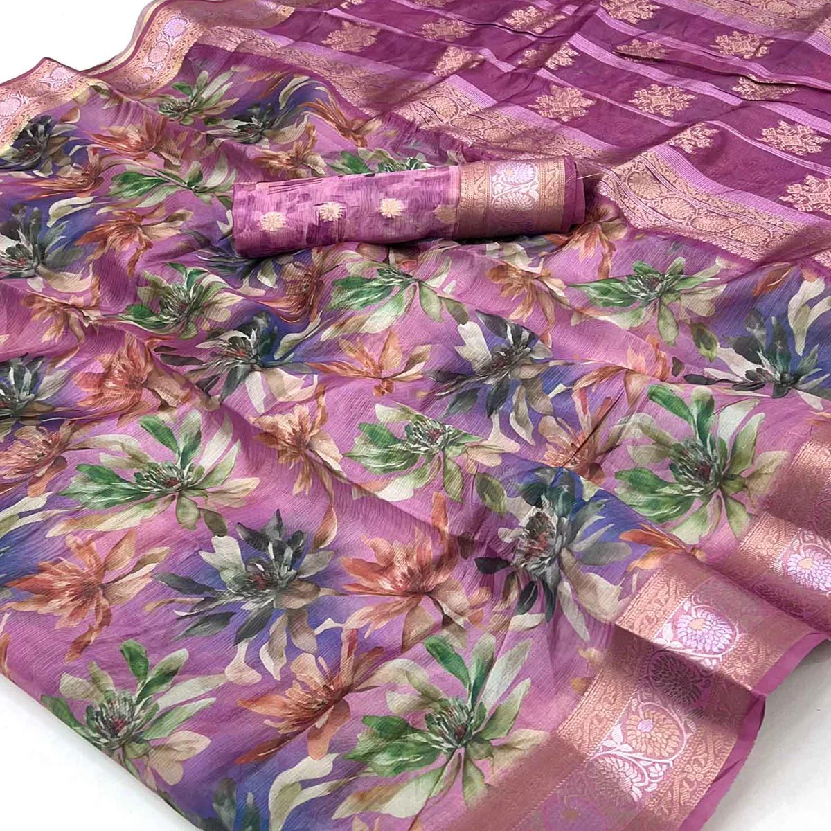 Graceful Purple Floral Zari Woven Silk Blend Saree With Digital Prints - Image 2