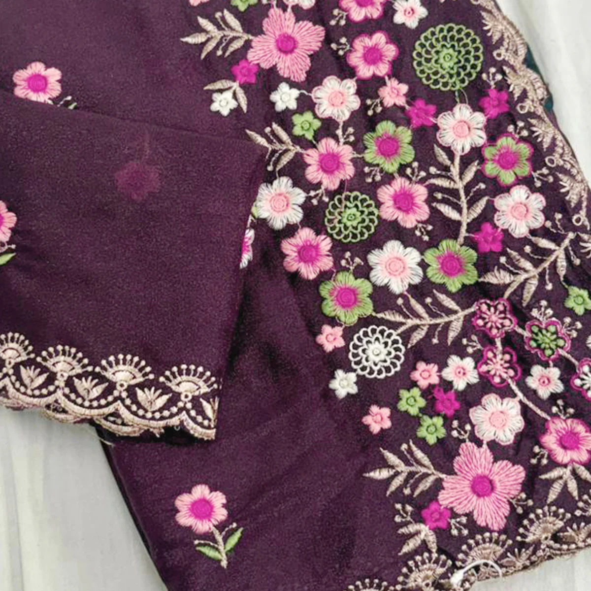 Graceful Wine Georgette Saree Featuring Exquisite Floral Thread Embroidery Work - Image 2