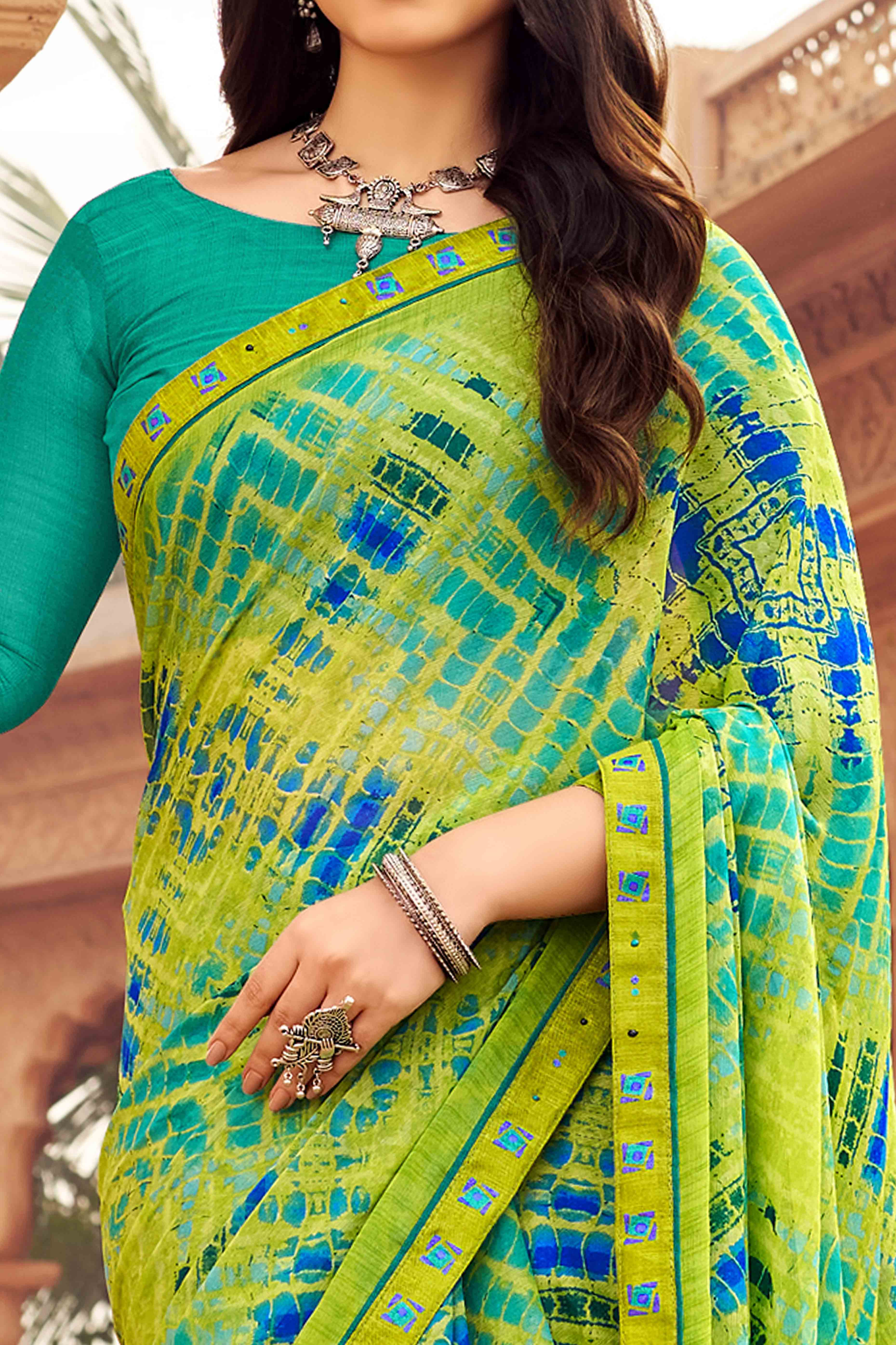Green Abstract Printed Chiffon Saree - Image 2
