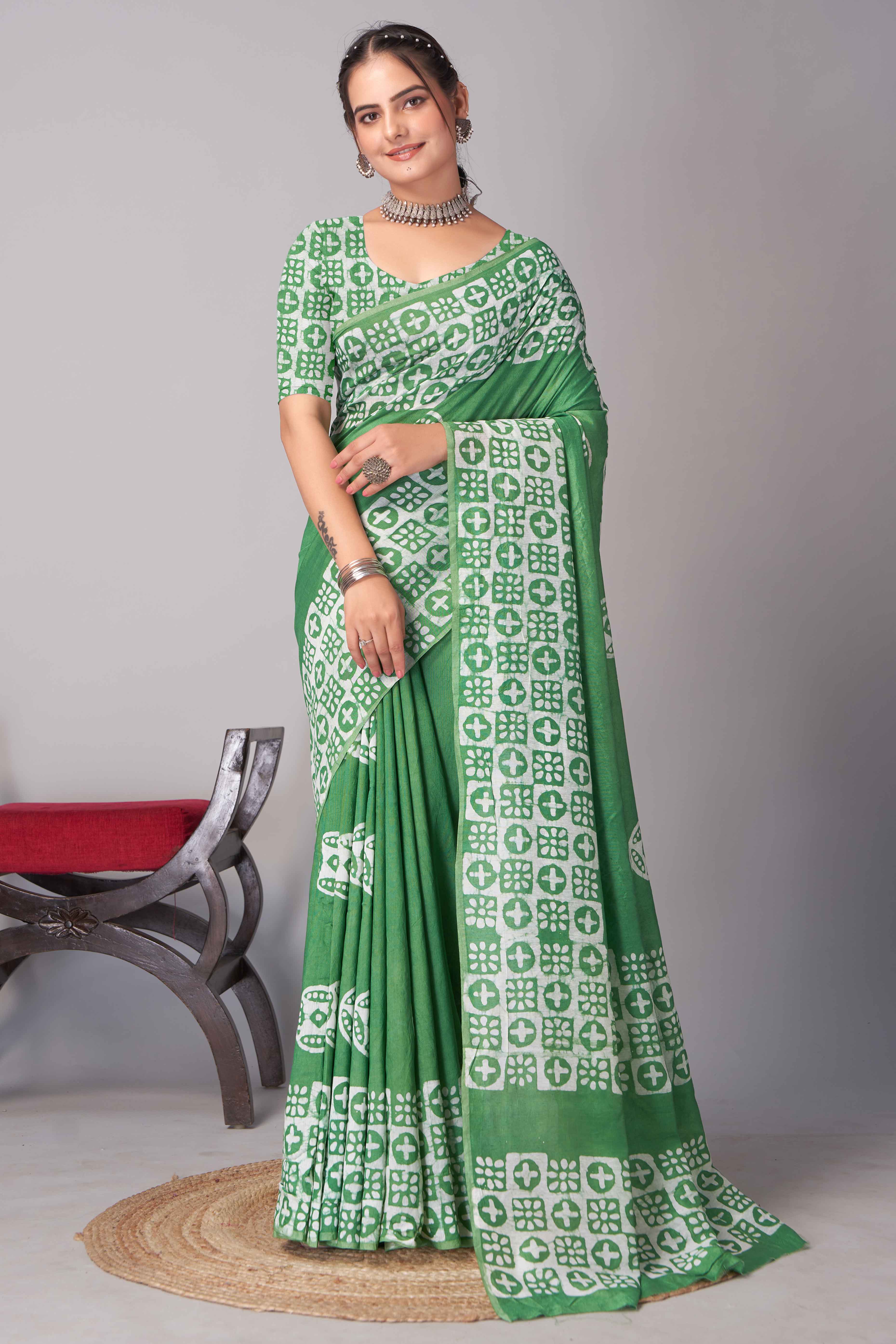 Green Batik Printed Chanderi Cotton Silk Saree - Image 3