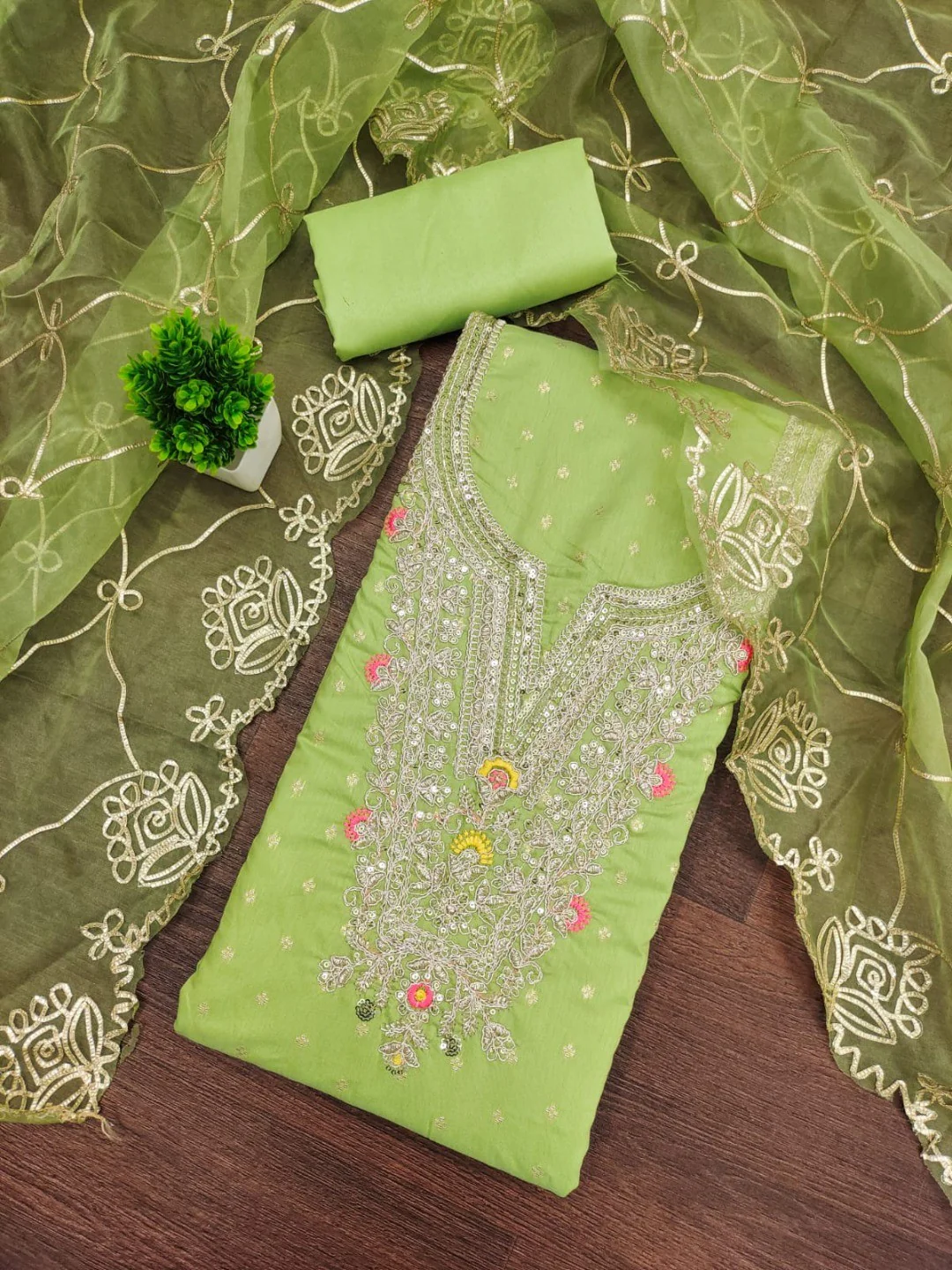 Green Chanderi Dress Material Featuring Intricate Thread Embroidery - Image 2