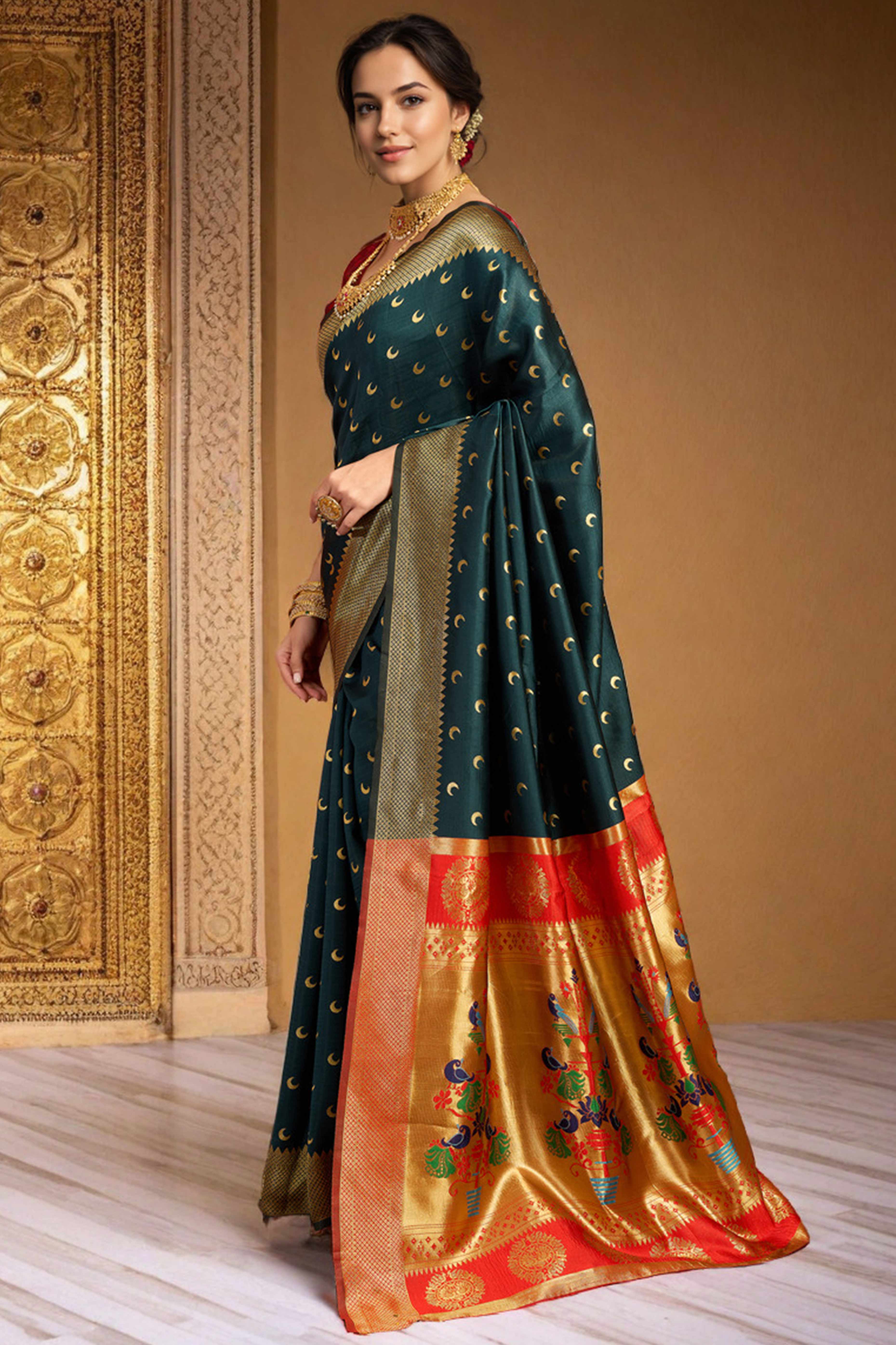 Green Chandrakor Paithani Silk Blend Saree With Intricate Zari Weaving - Image 4