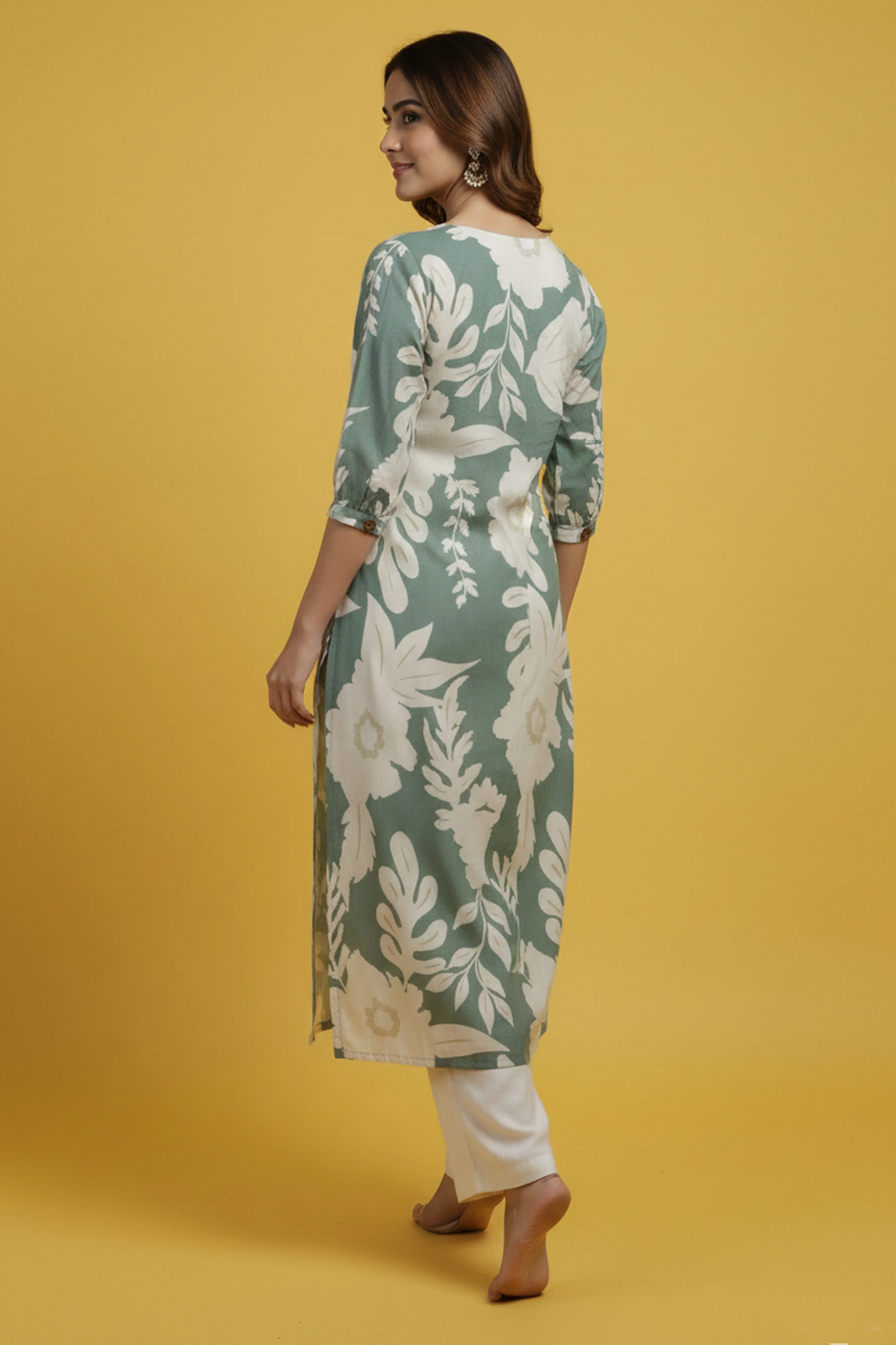 Green Comfortable & Trendy A-Line Kurti in Pure Cotton Fabric with Floral Design - Image 3