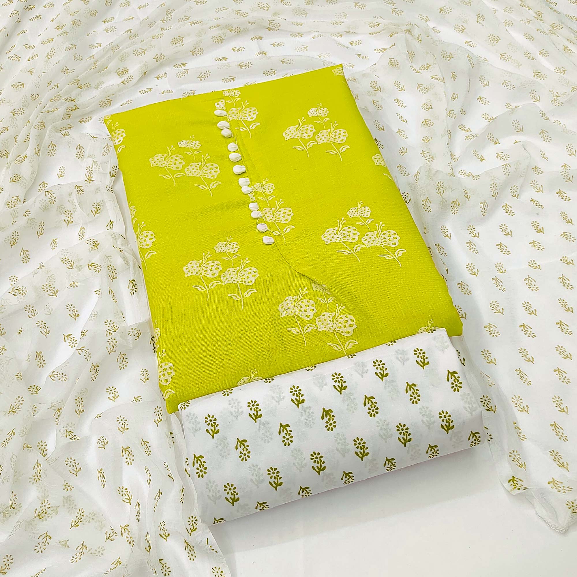 Green Cotton Blend Floral Printed Dress Material - Image 3