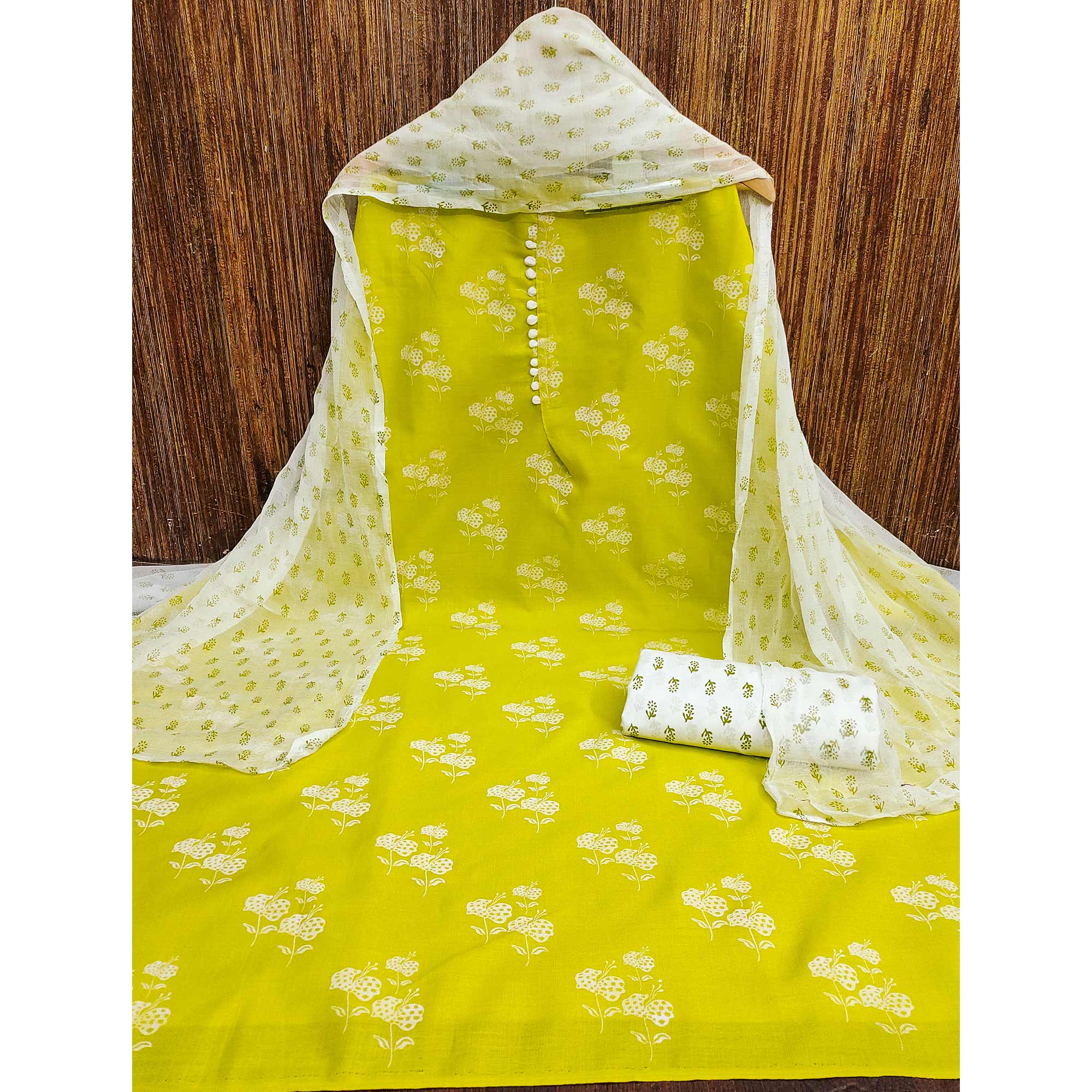 Green Cotton Blend Floral Printed Dress Material - Image 4
