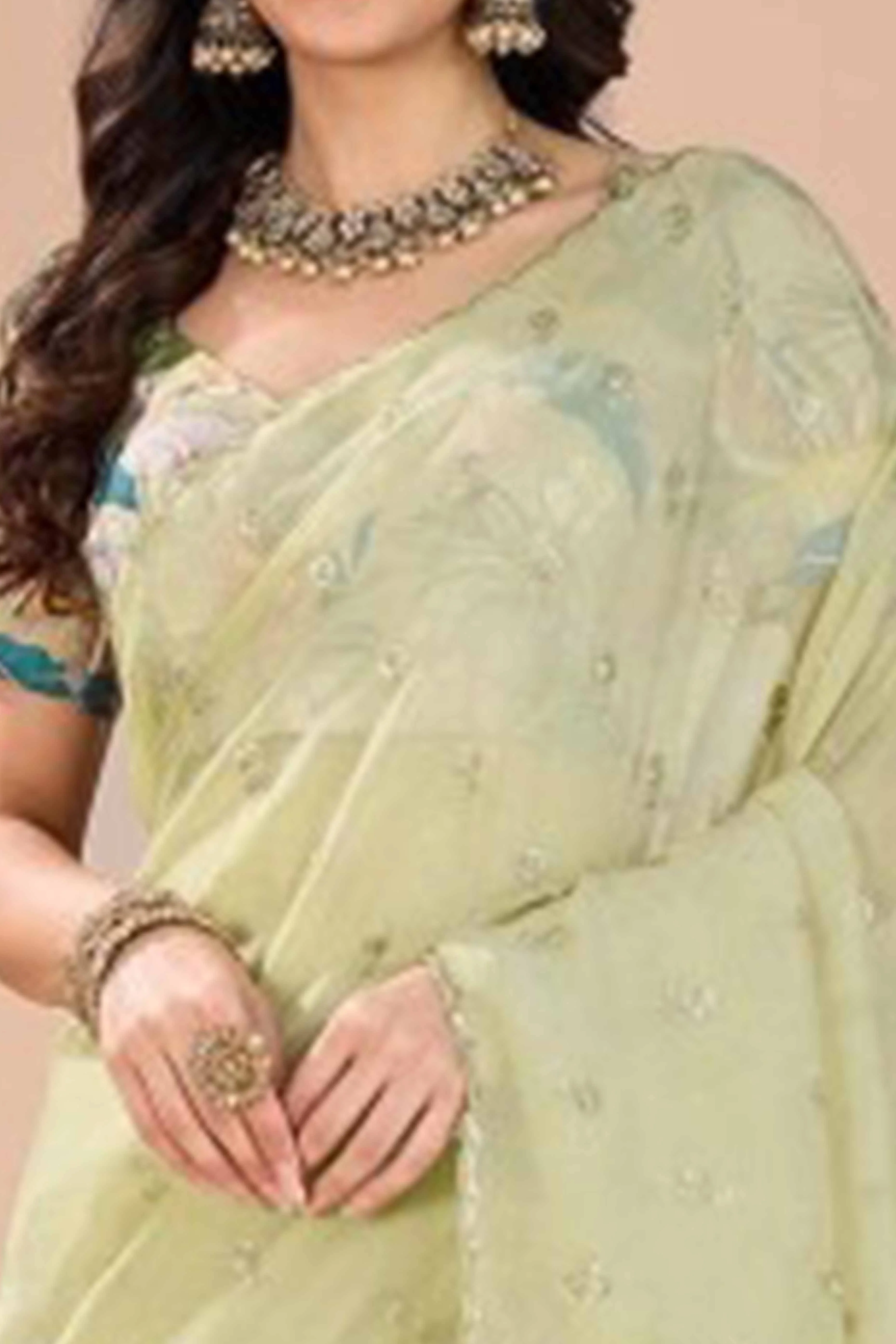 Green Crunchy Saree Adorned With Floral Sequins Embroidery & Graceful Border Finish - Image 2
