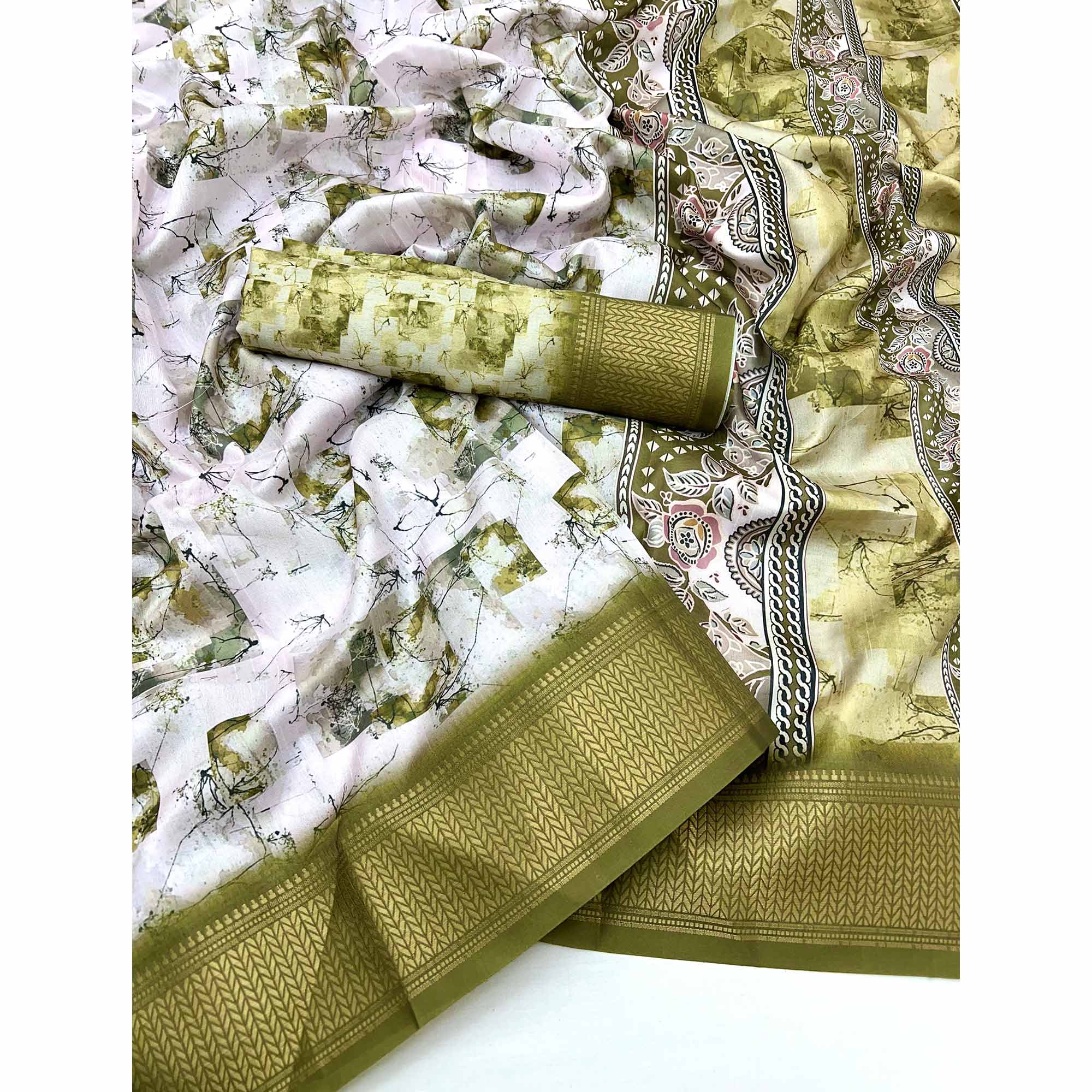 Green Digital Printed Dola Saree Featuring Elegant Weaving Border & Stylish Tassel Pallu - Image 3