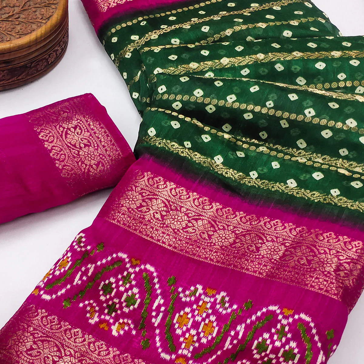 Green Dola Silk Saree With Traditional Bandhani Motifs & Intricate Zari Weaving Elegance - Image 2