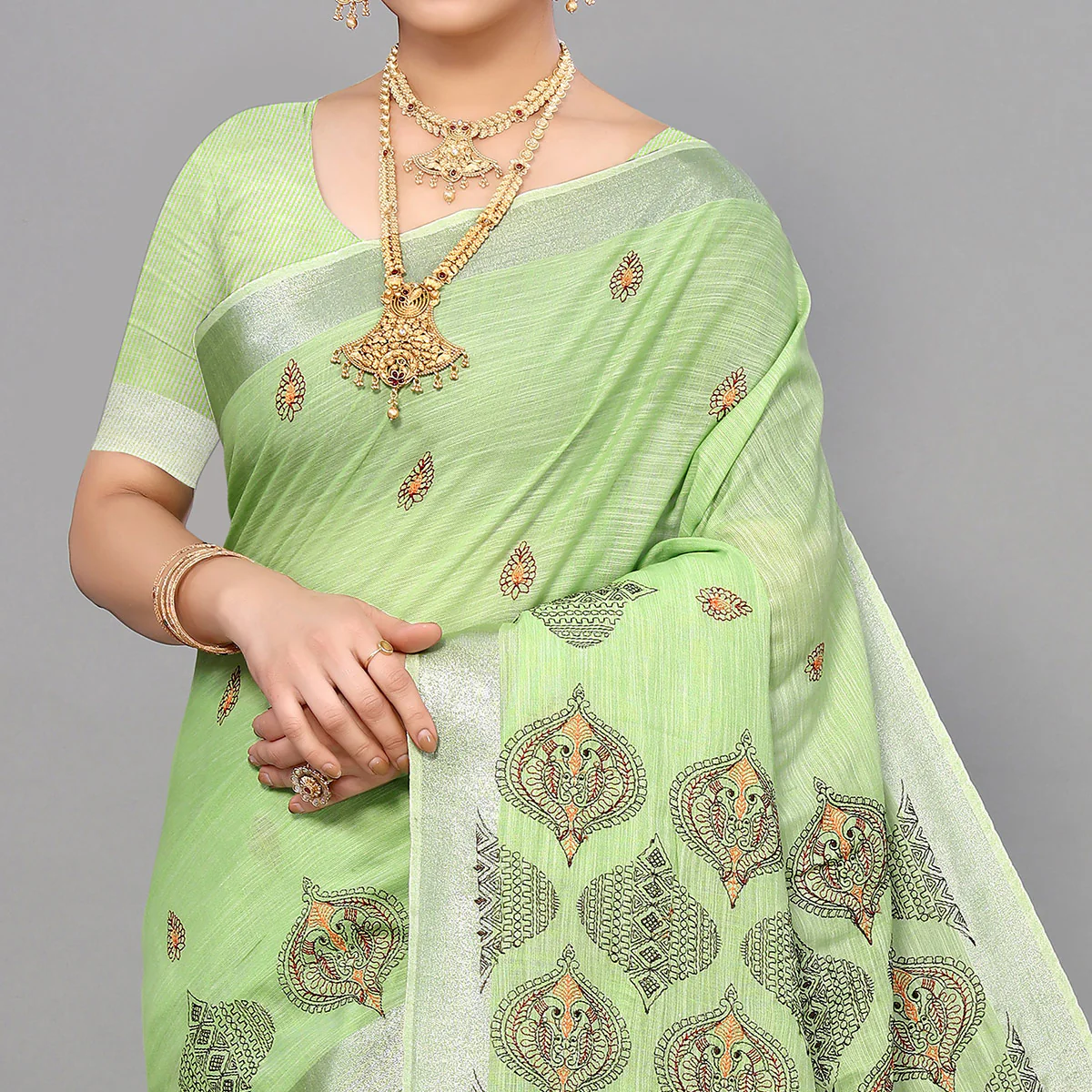 Green Embroidered Cotton Silk Saree With Tassels - Image 4