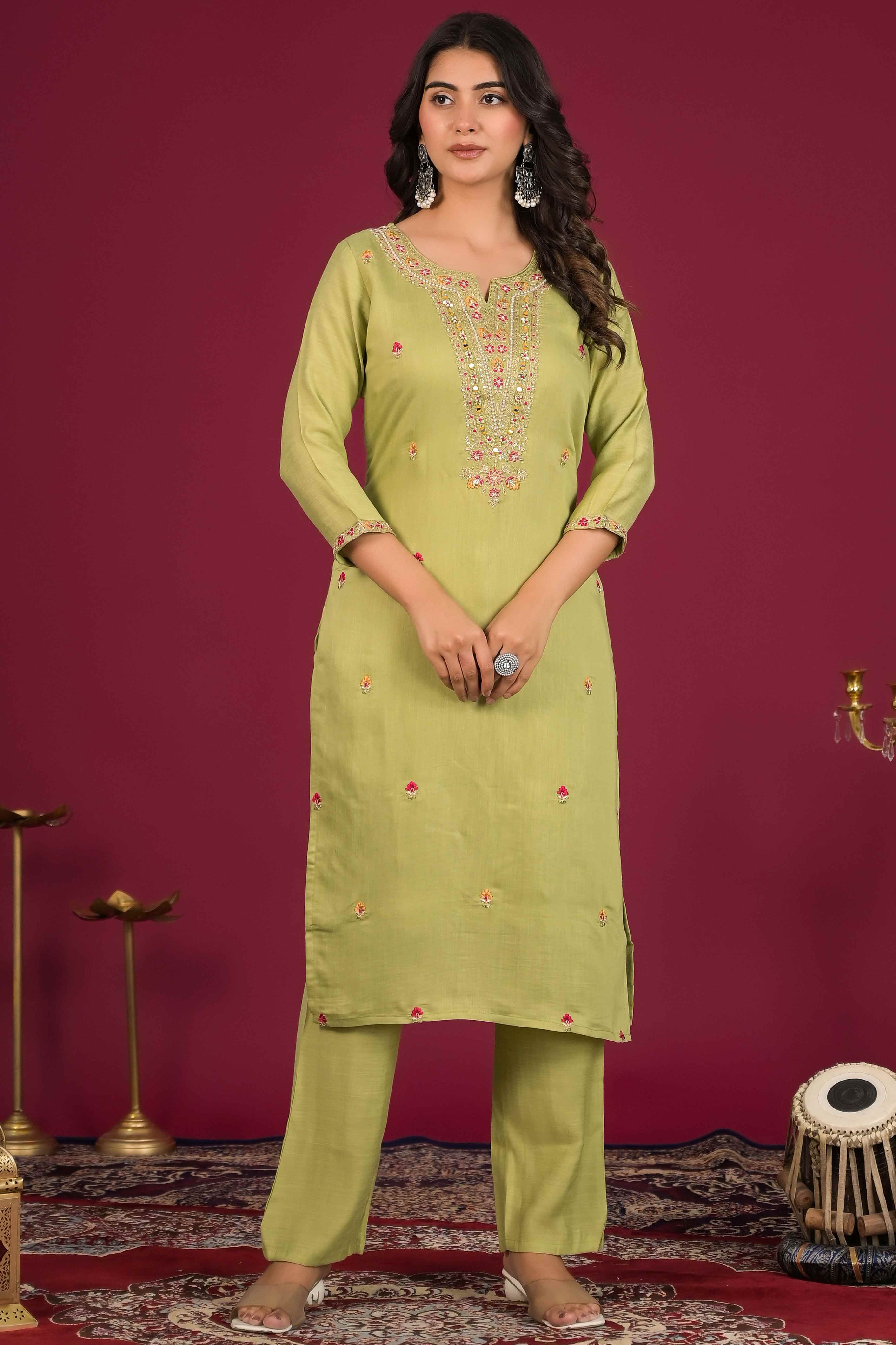 Green Floral Embroidered Pure Cotton Salwar Suit - Image 7