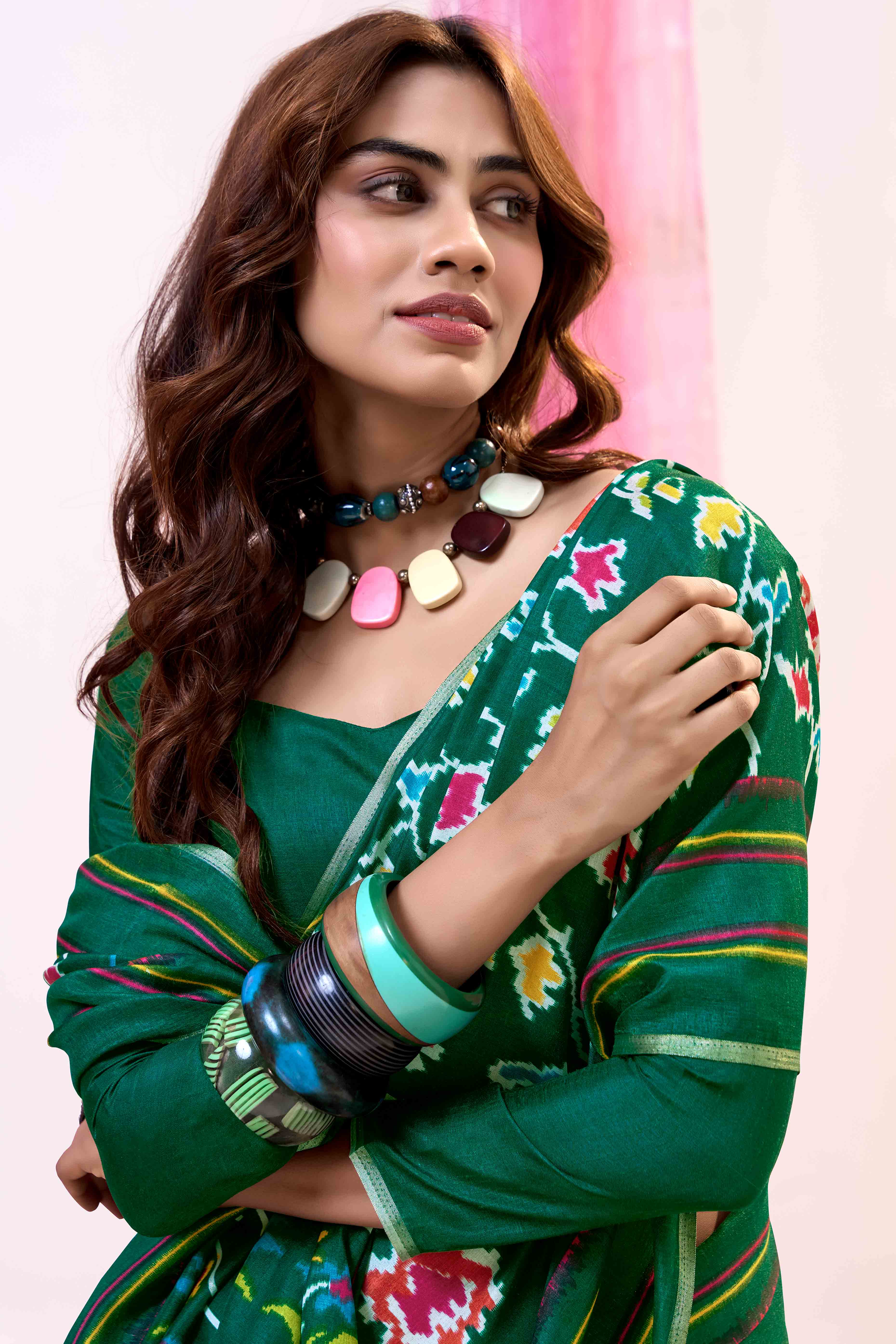 Green Floral Mill Printed Tussar Silk Saree - Image 3