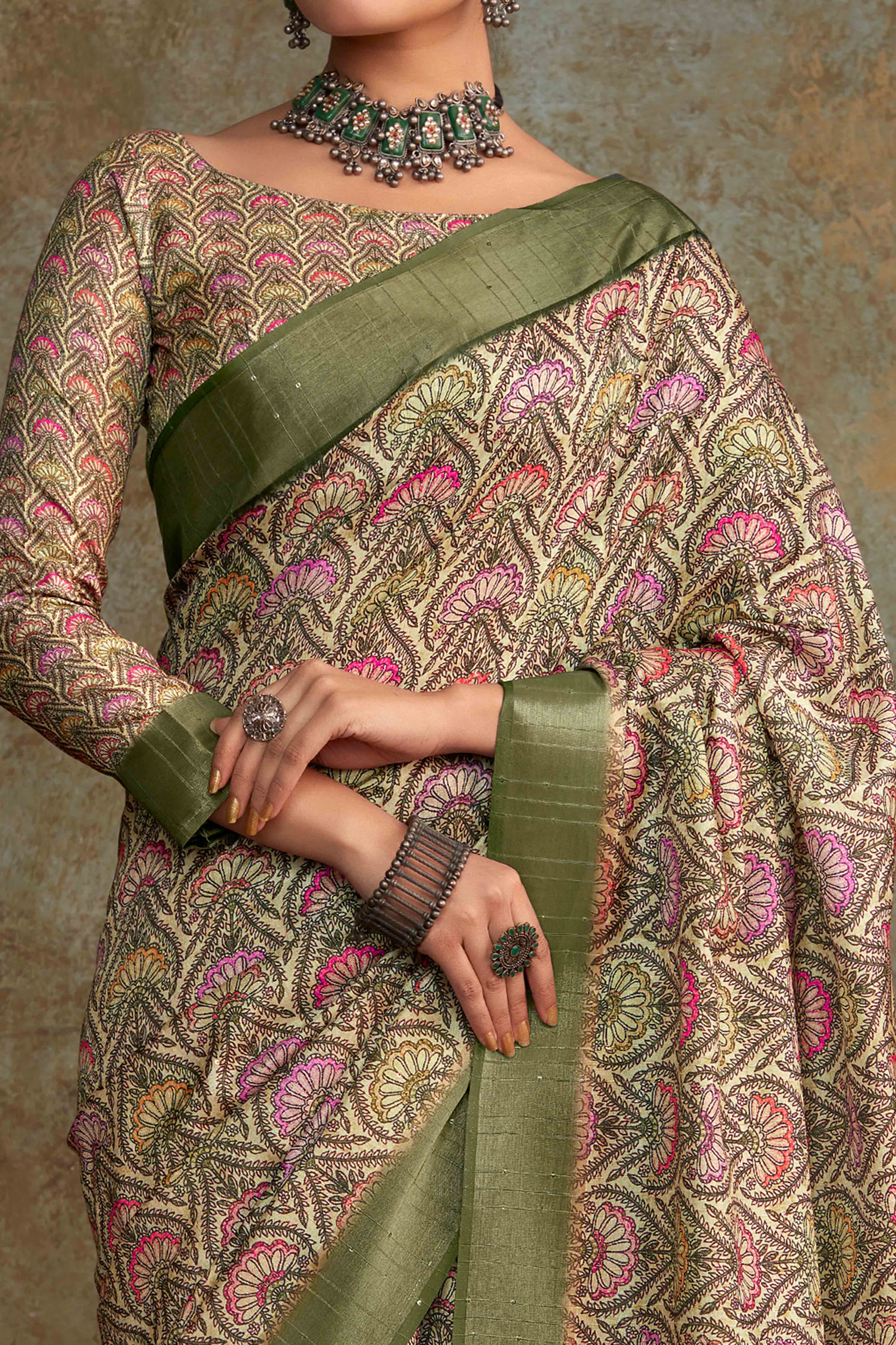Green Floral Printed Cotton Silk Saree - Image 2