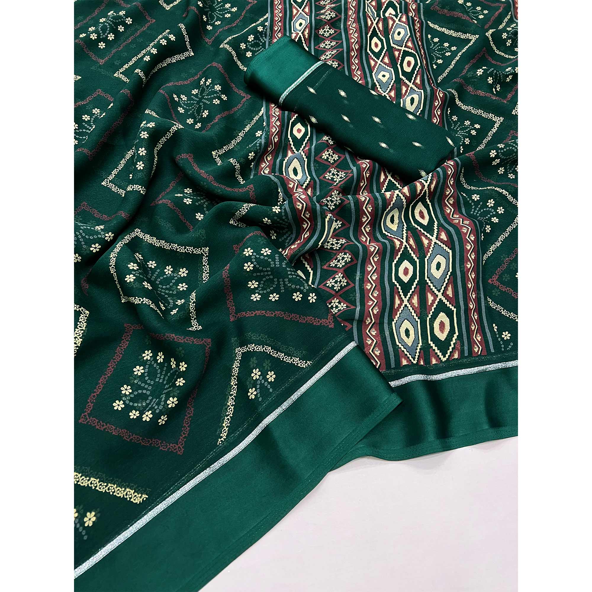 Green Floral Printed Georgette Saree With Fancy Zari Border - Image 3