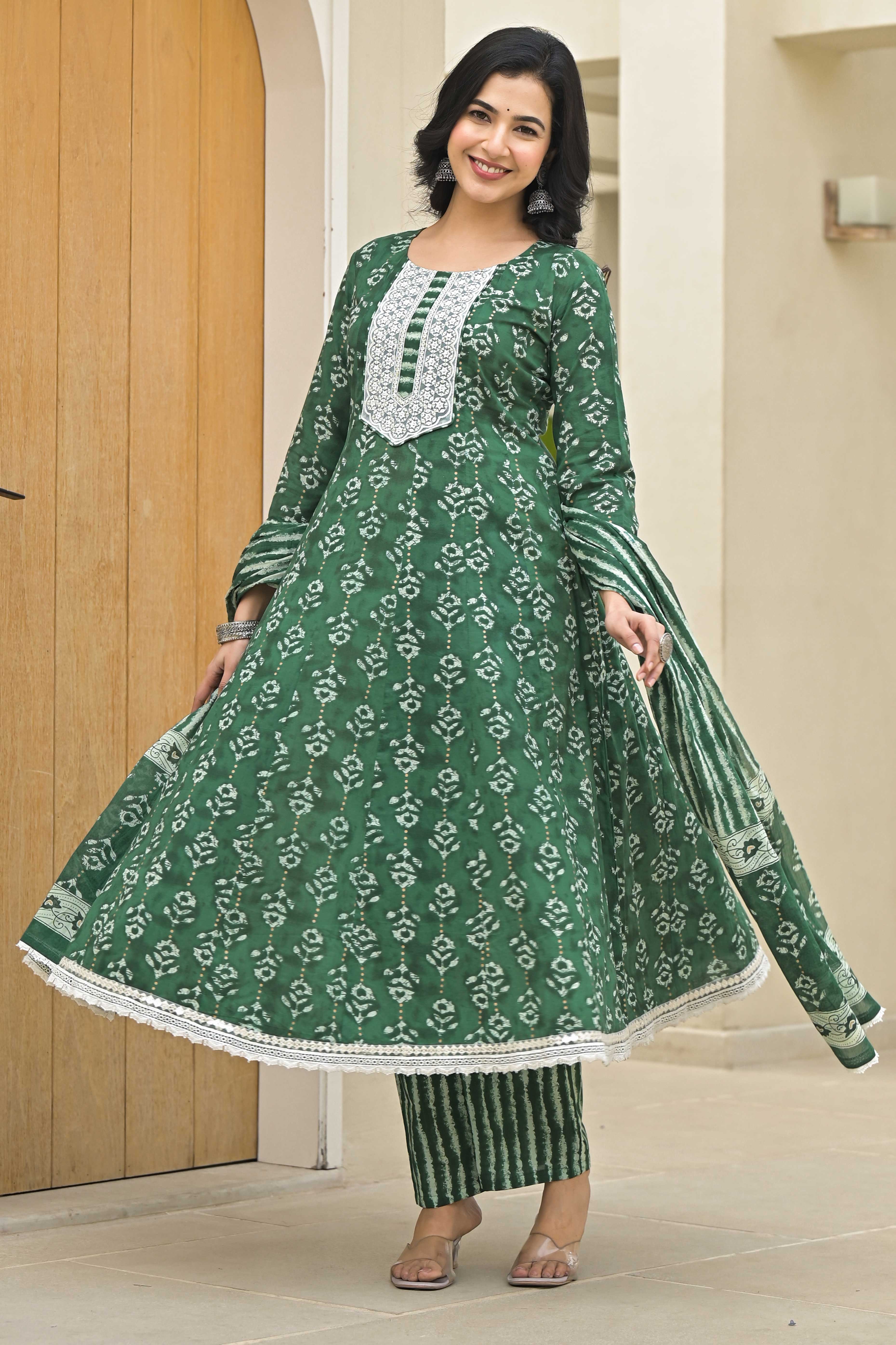 Green Floral Printed Pure Cotton Anarkali Salwar Suit - Image 3