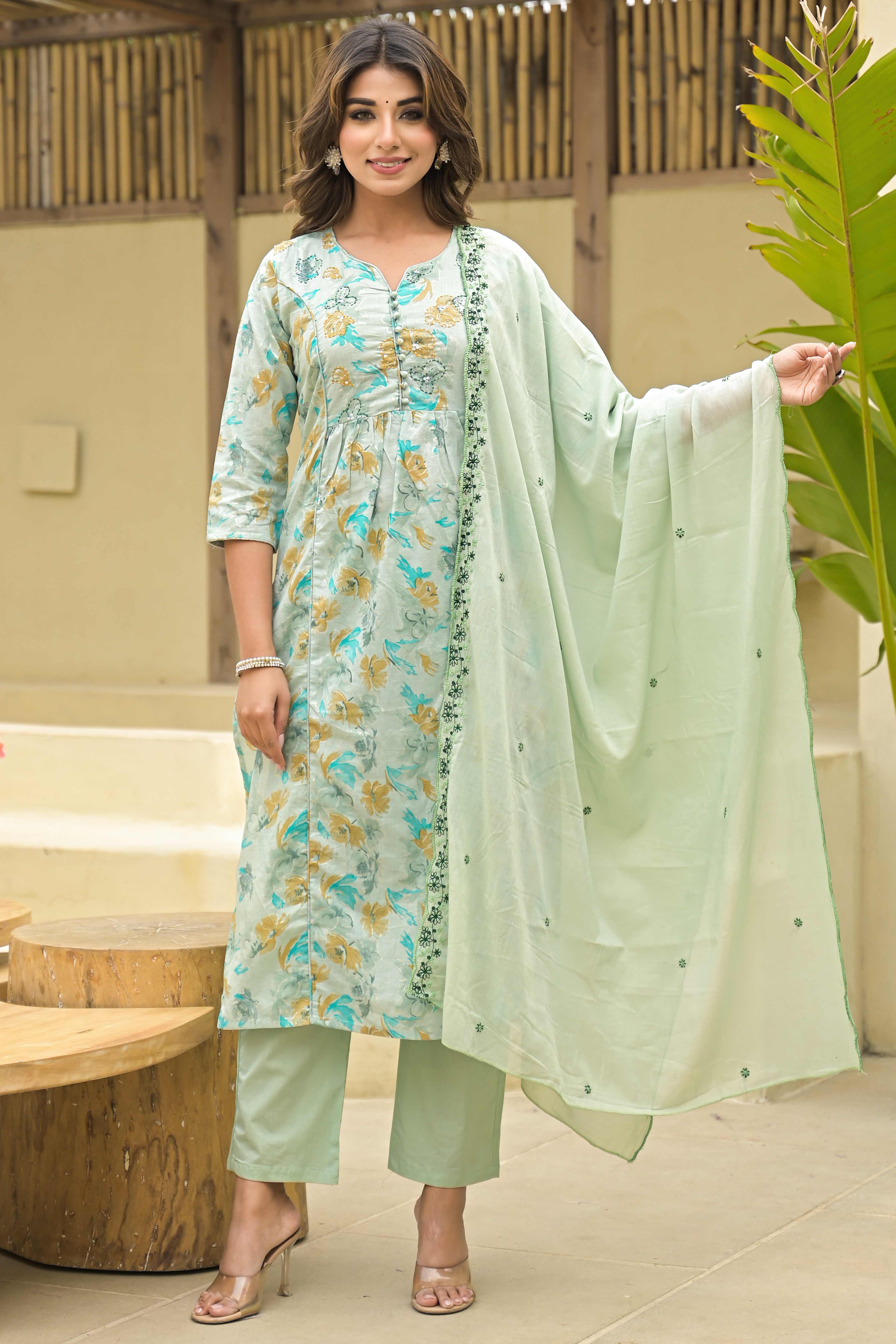 Green Floral Printed Pure Cotton Salwar Suit With Handwork - Image 5
