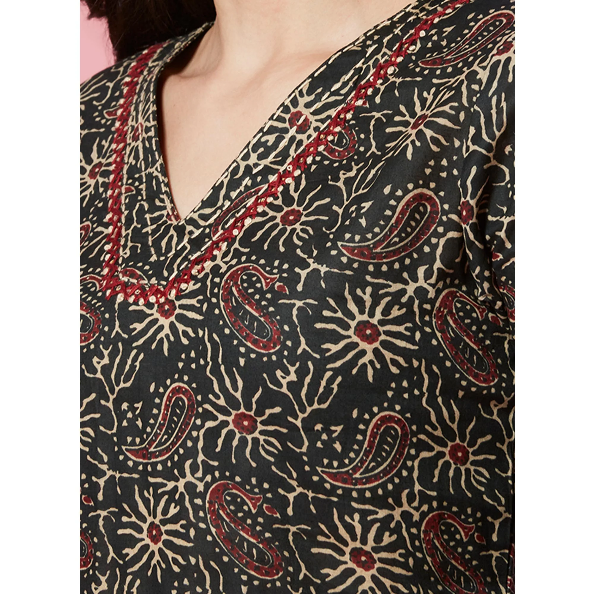 Green Floral Printed Pure Cotton Straight Kurti - Image 9