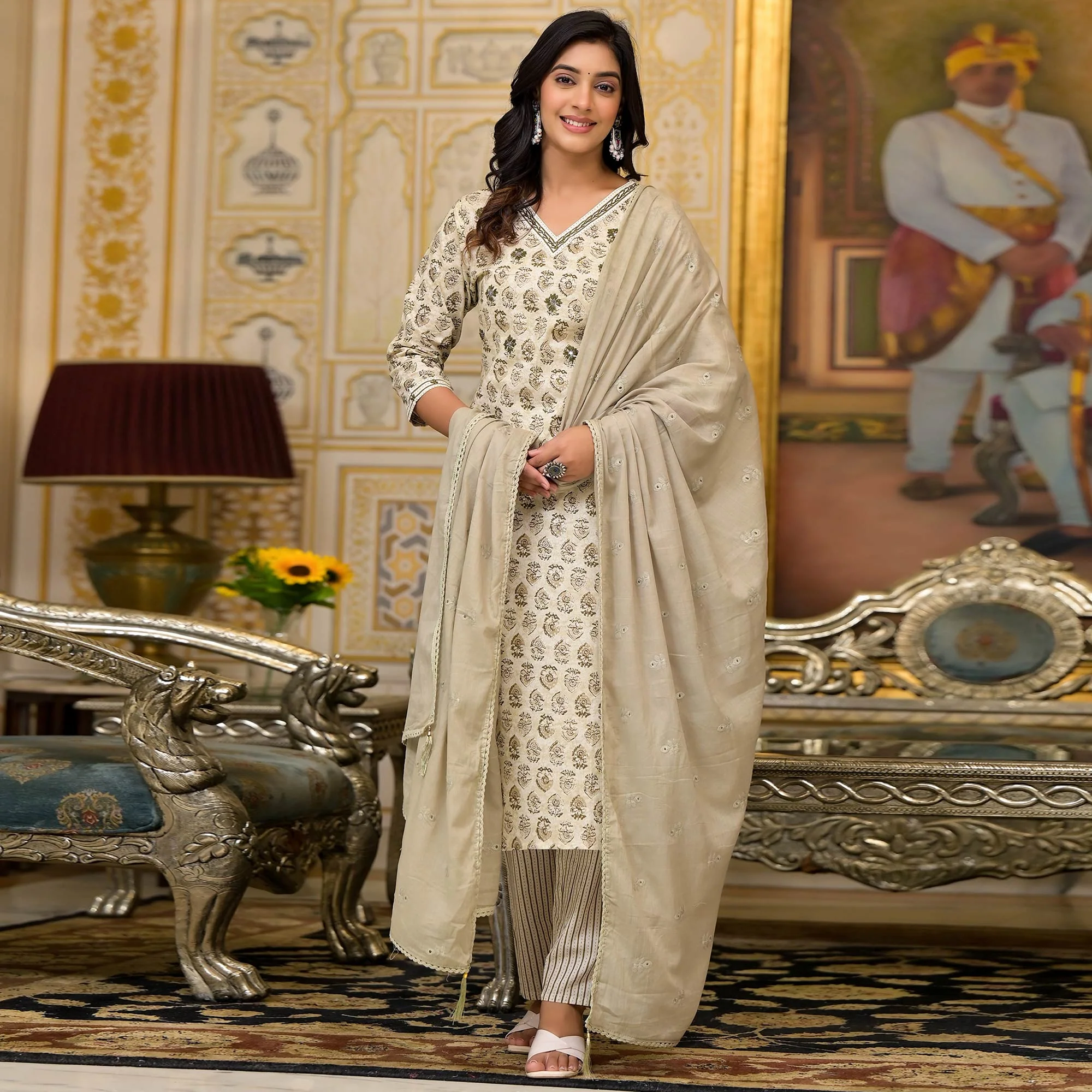 Green Floral Printed Pure Cotton Straight Salwar Suit - Image 2