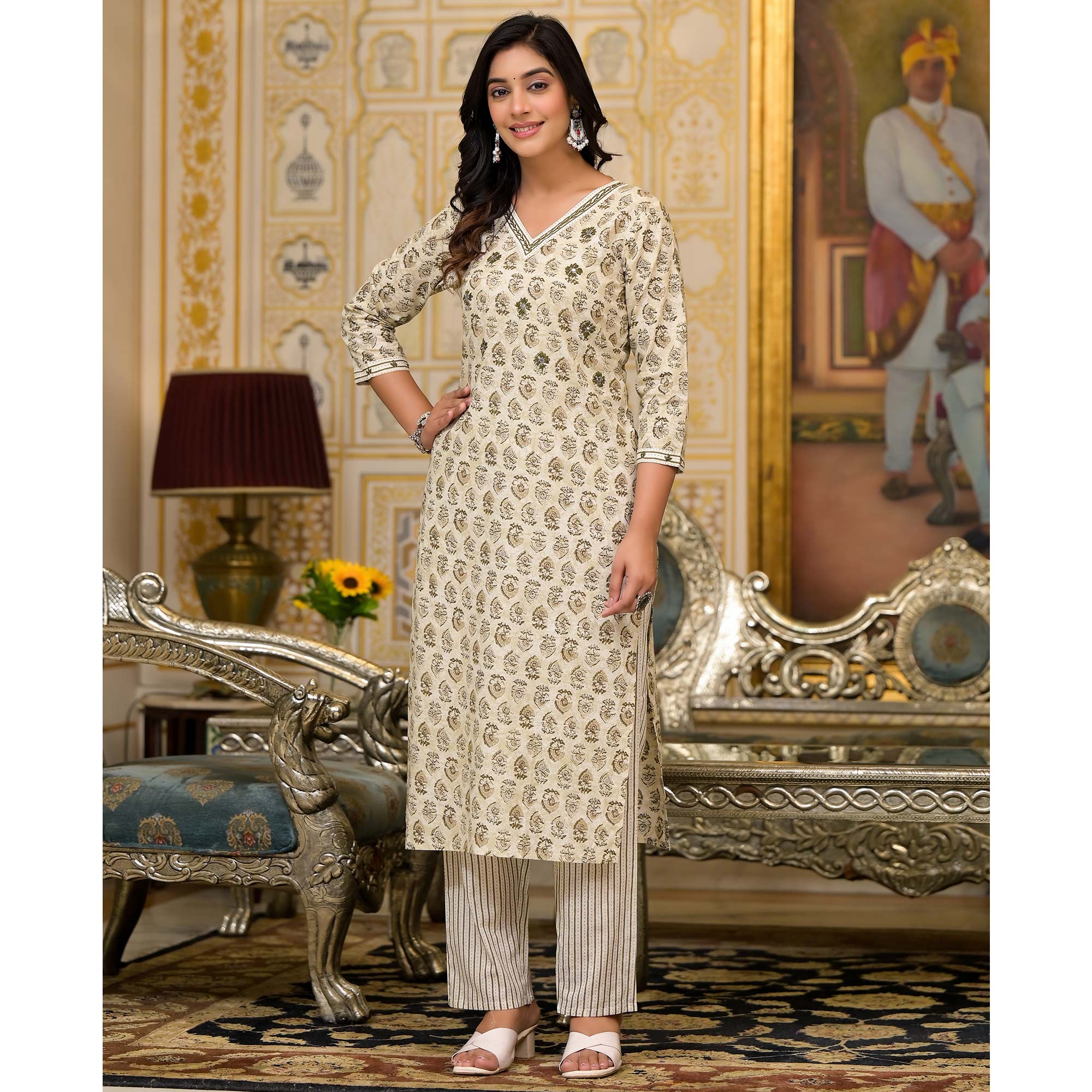 Green Floral Printed Pure Cotton Straight Salwar Suit - Image 7