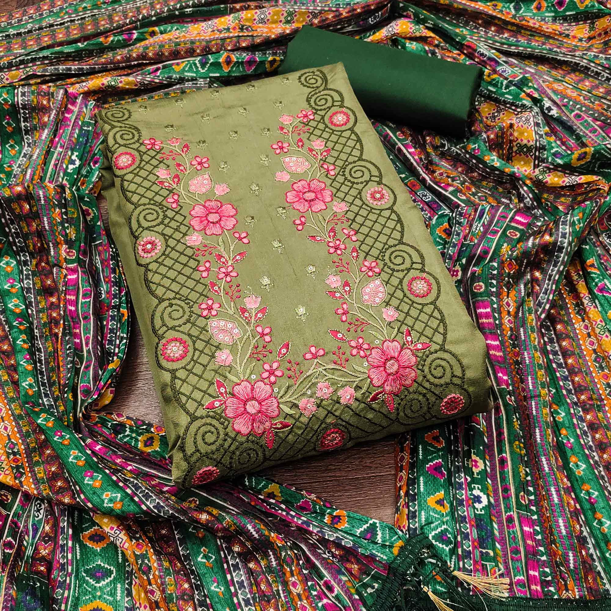 Green Floral Sequins Embroidered Cotton Silk Dress Material - Image 3