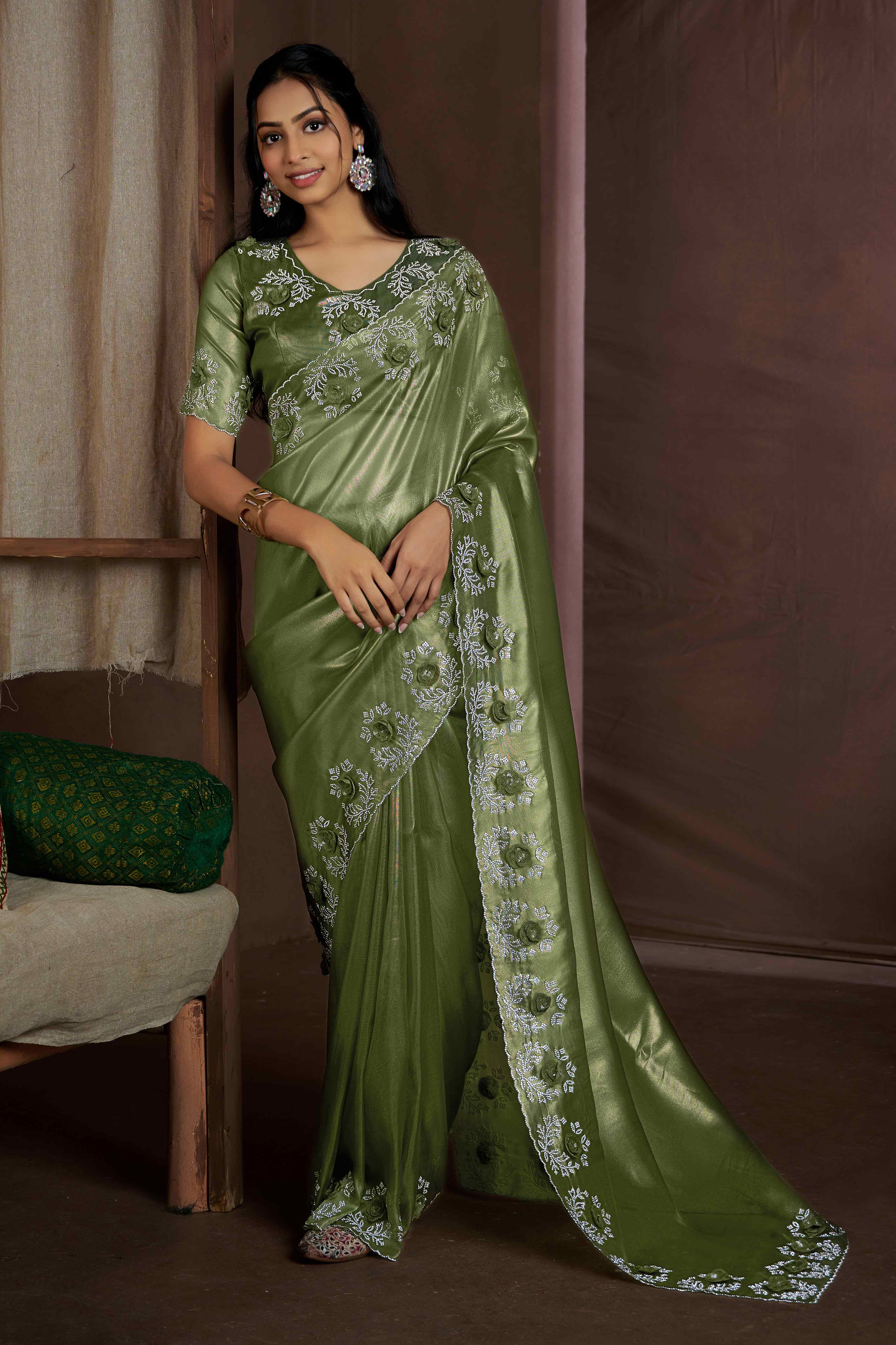 Green Floral Sequins With Zarkan Work Organza Saree - Image 3