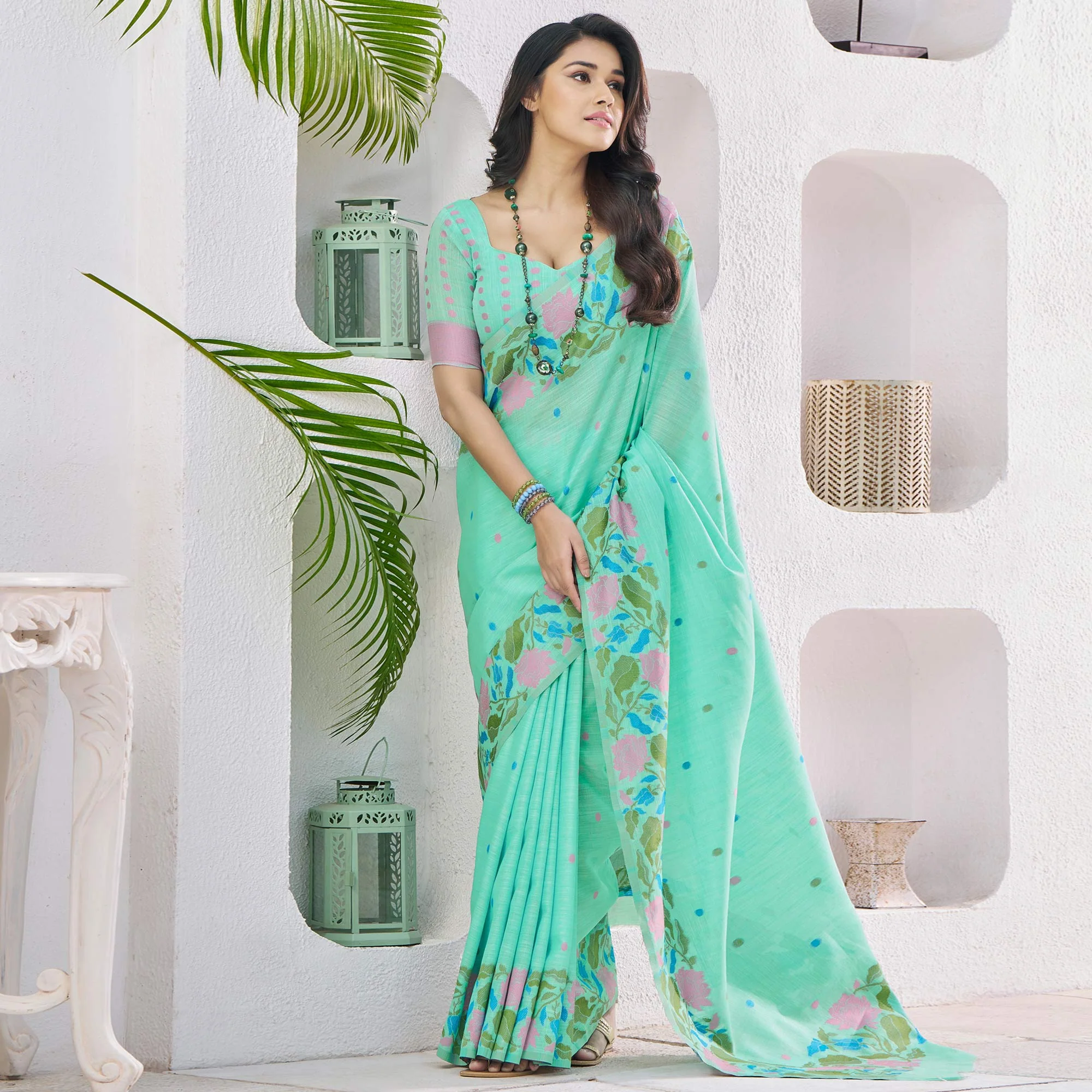 Green Floral Woven Cotton Silk Saree - Image 2