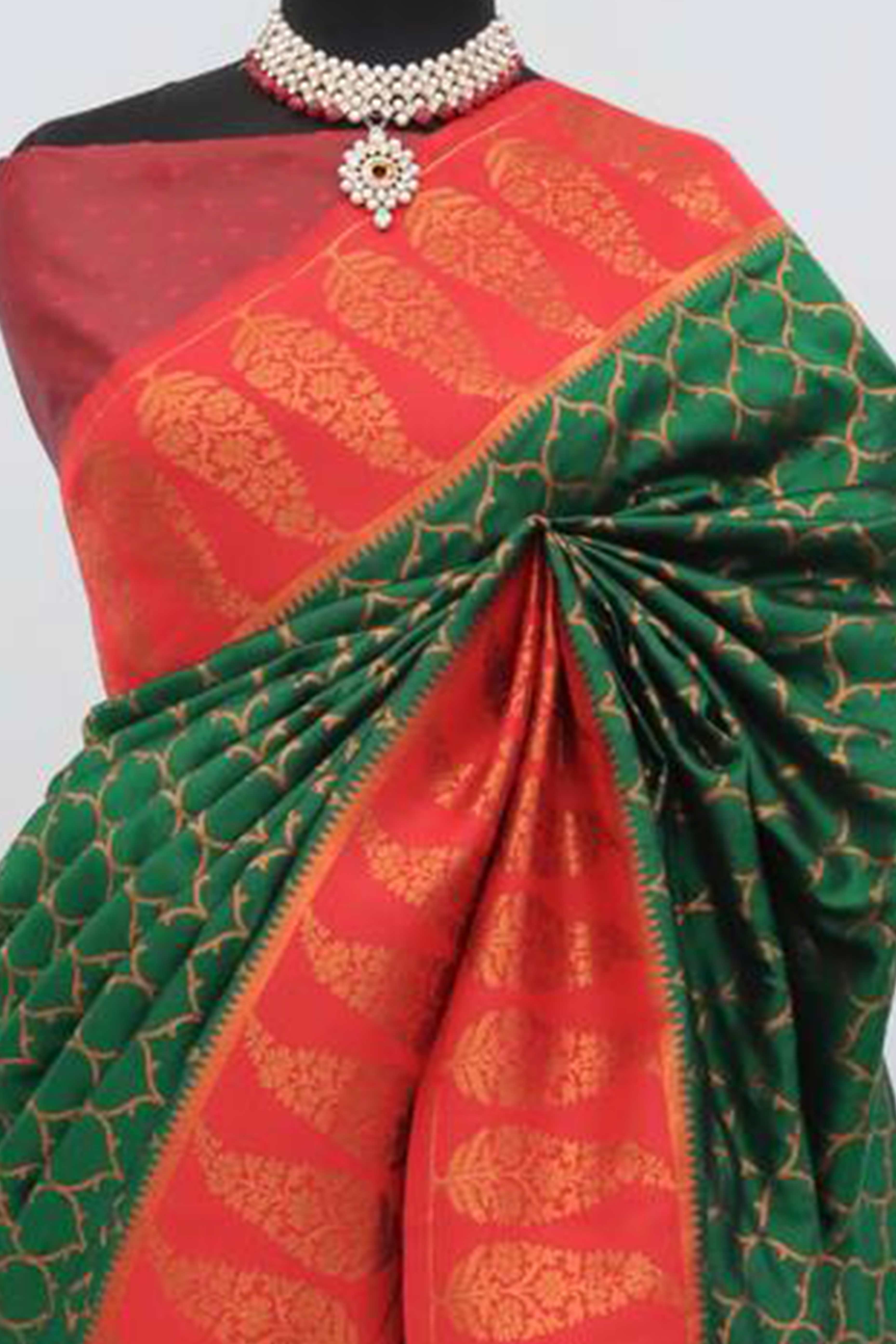 Green Floral Woven Kanjivaram Silk Saree - Image 2