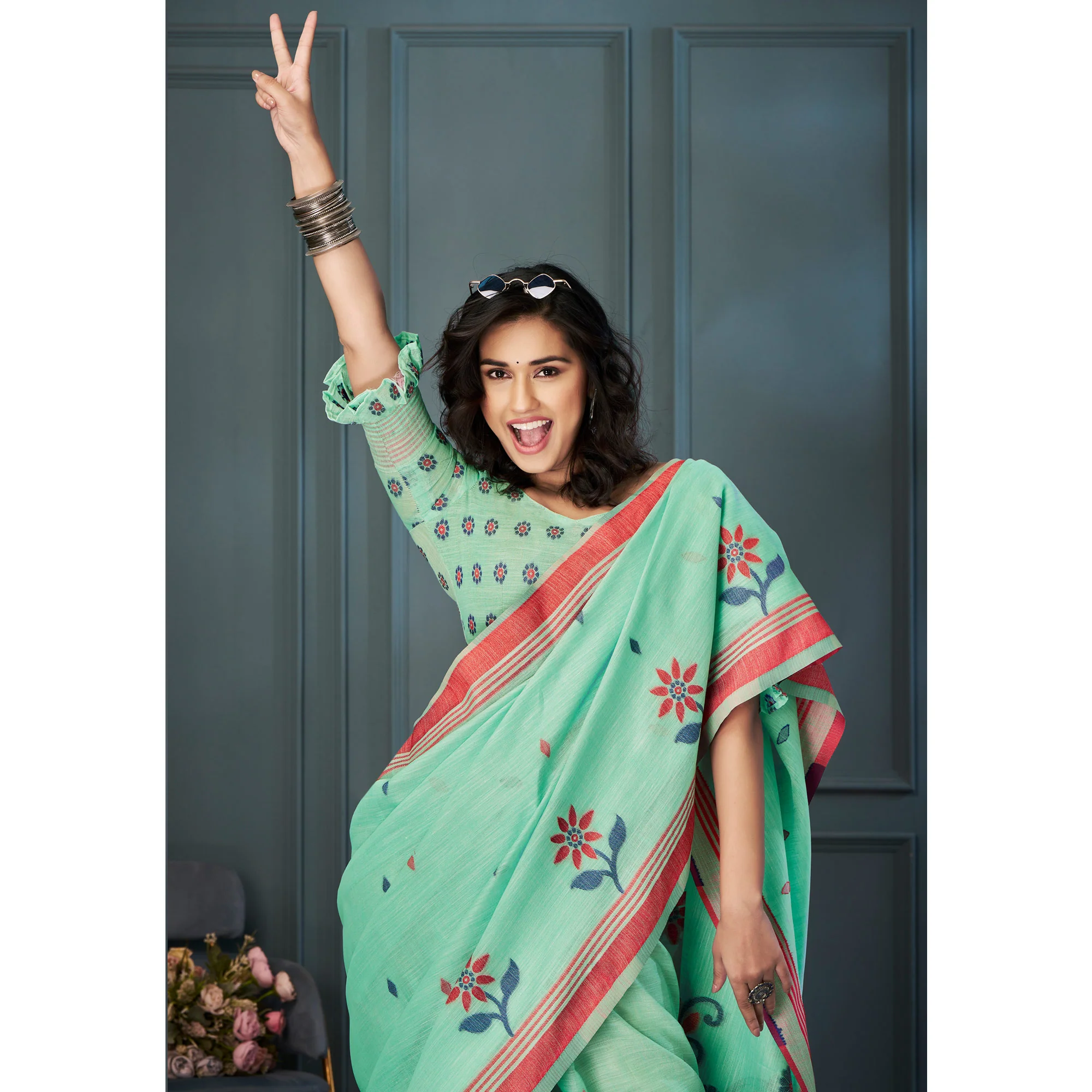 Green Floral Woven linen Saree - Image 3