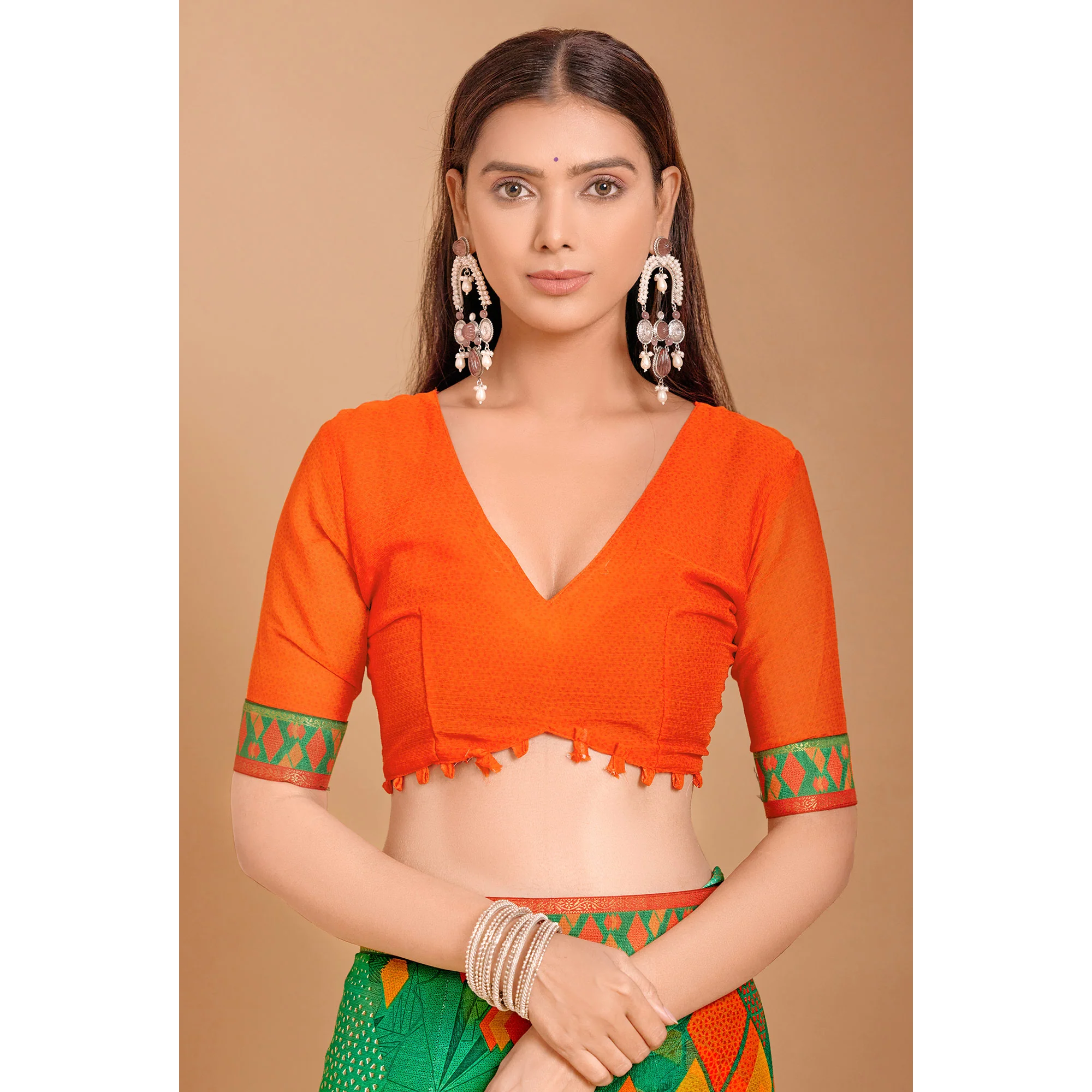 Green Geometric Printed Chiffon Saree - Image 5
