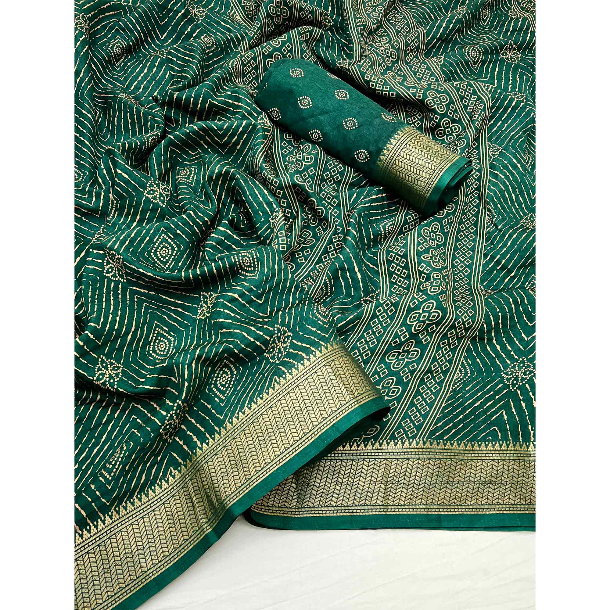 Green Geometric Printed Dola Silk Saree With Jacquard Border - Image 3