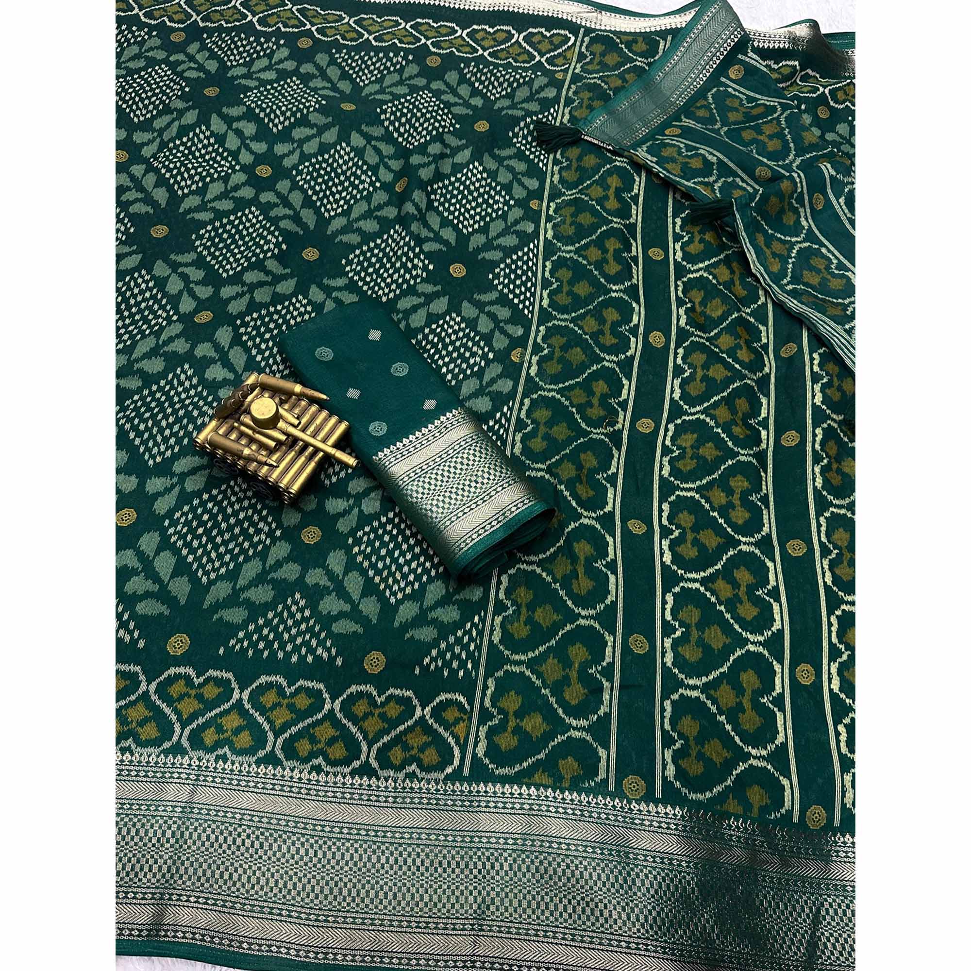 Green Ikkat Printed Cotton Silk Saree - Image 4
