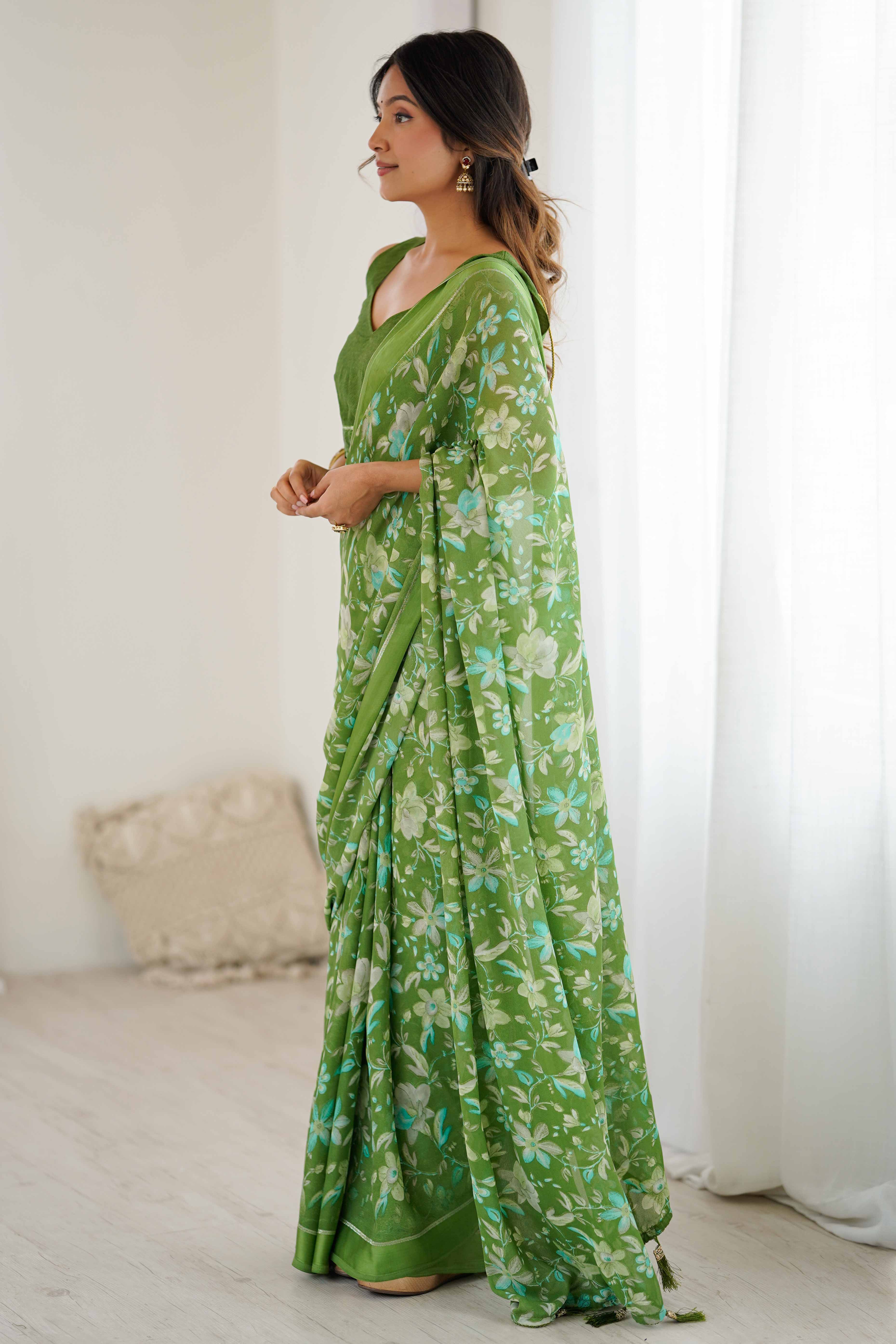 Green Moss Silk Blend Saree With Artistic Floral Digital Print & Stylish Tassel Pallu - Image 4