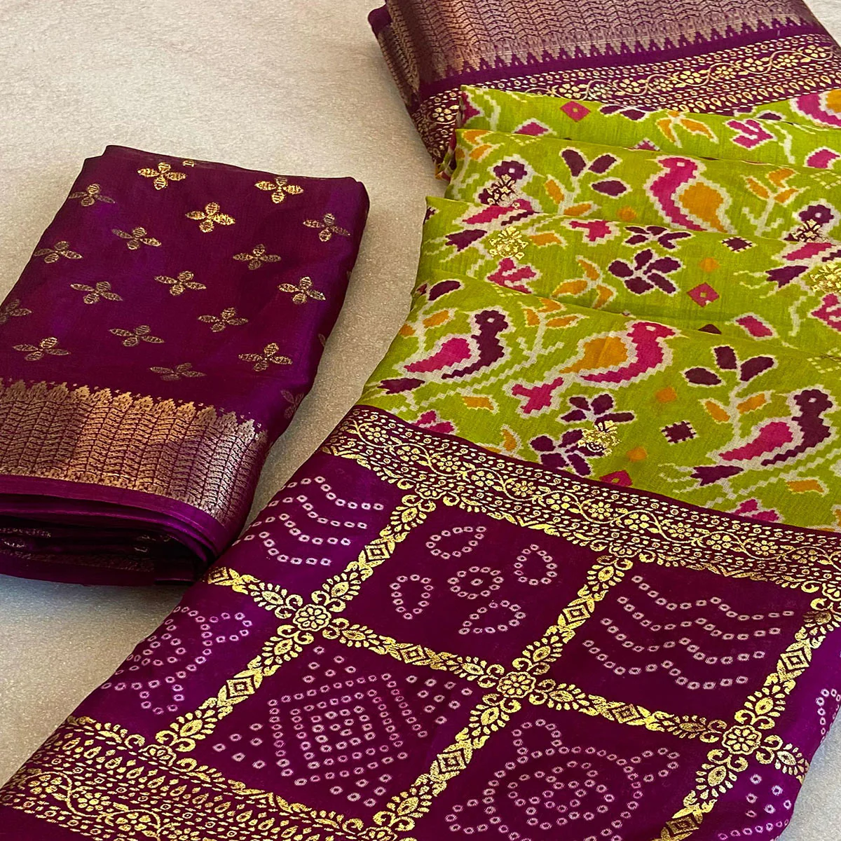Green Patola Printed Dola Silk Saree With Zari Border - Image 2