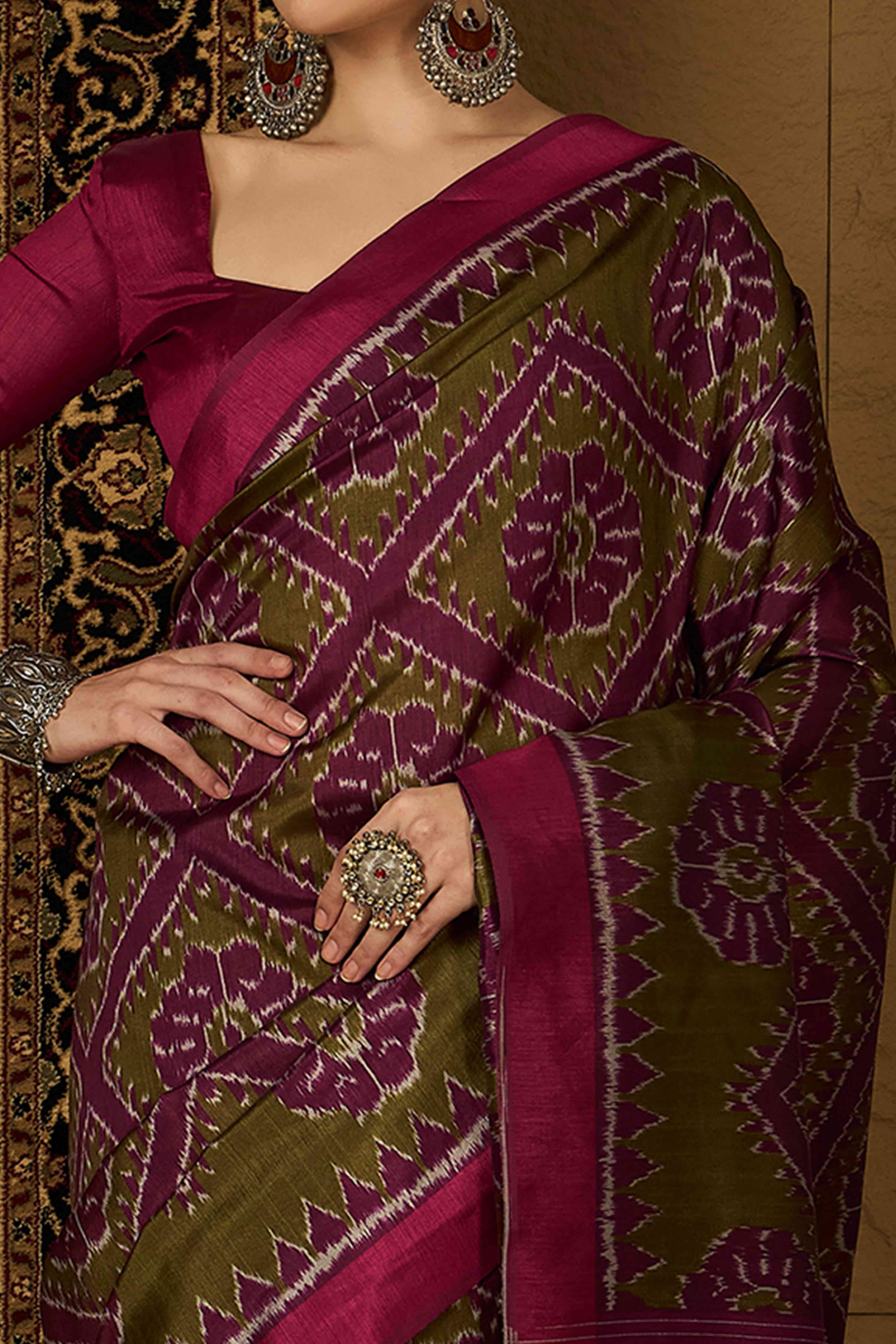 Green & Purple Floral Printed Bhagalpuri Silk Saree - Image 2
