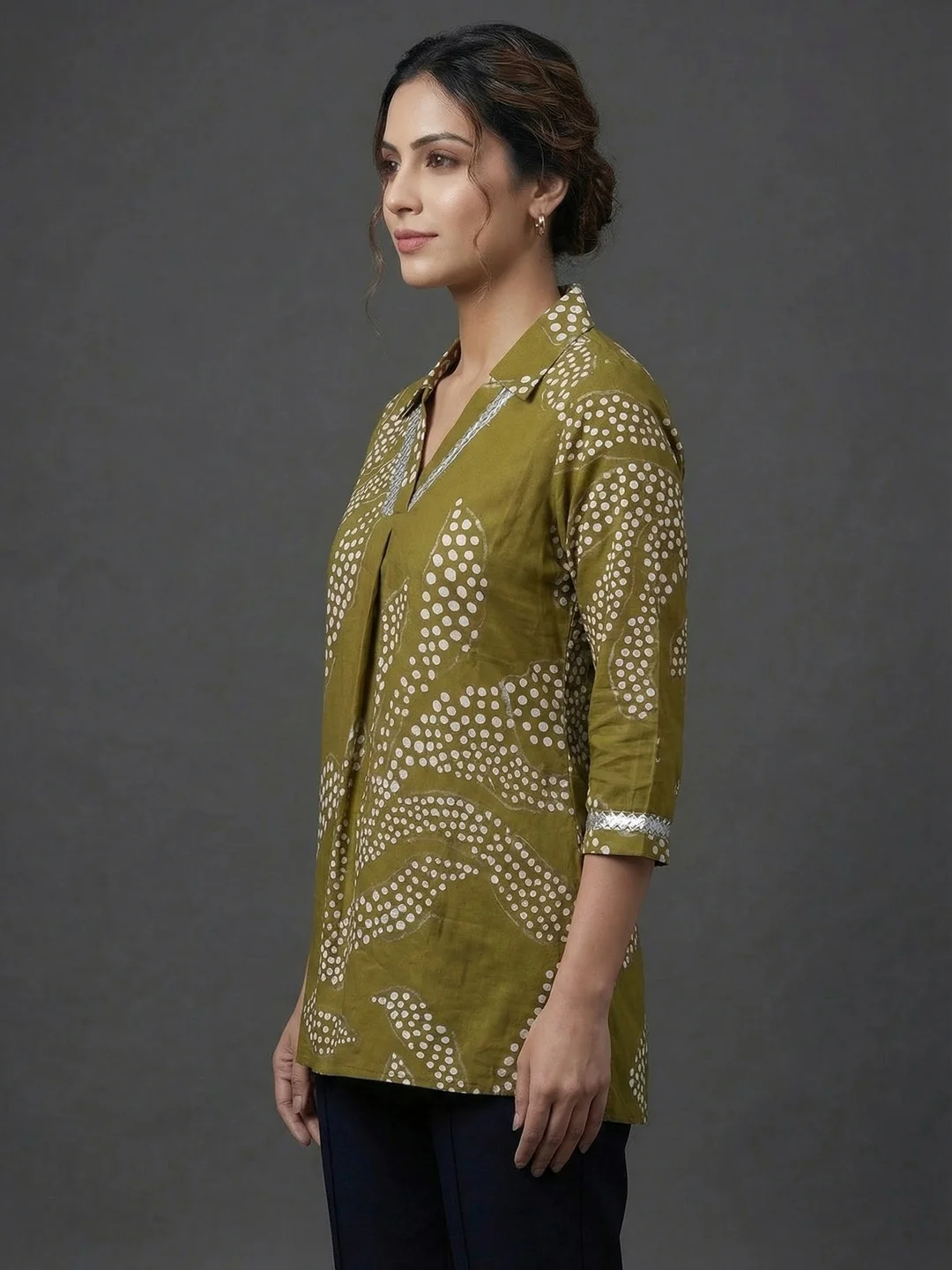 Green Rayon Top with White Print and Silver Detailing - Image 3