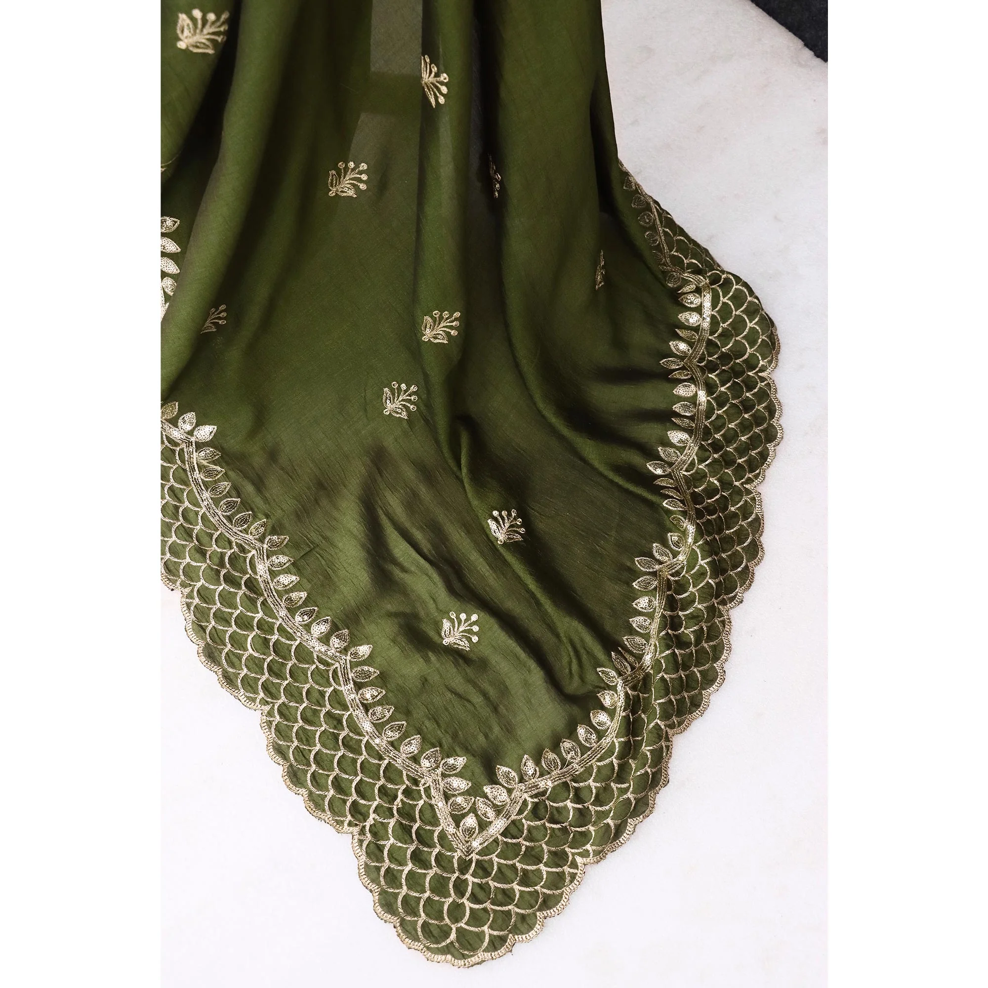 Green Sequins Embroidered Vichitra Silk Saree - Image 6