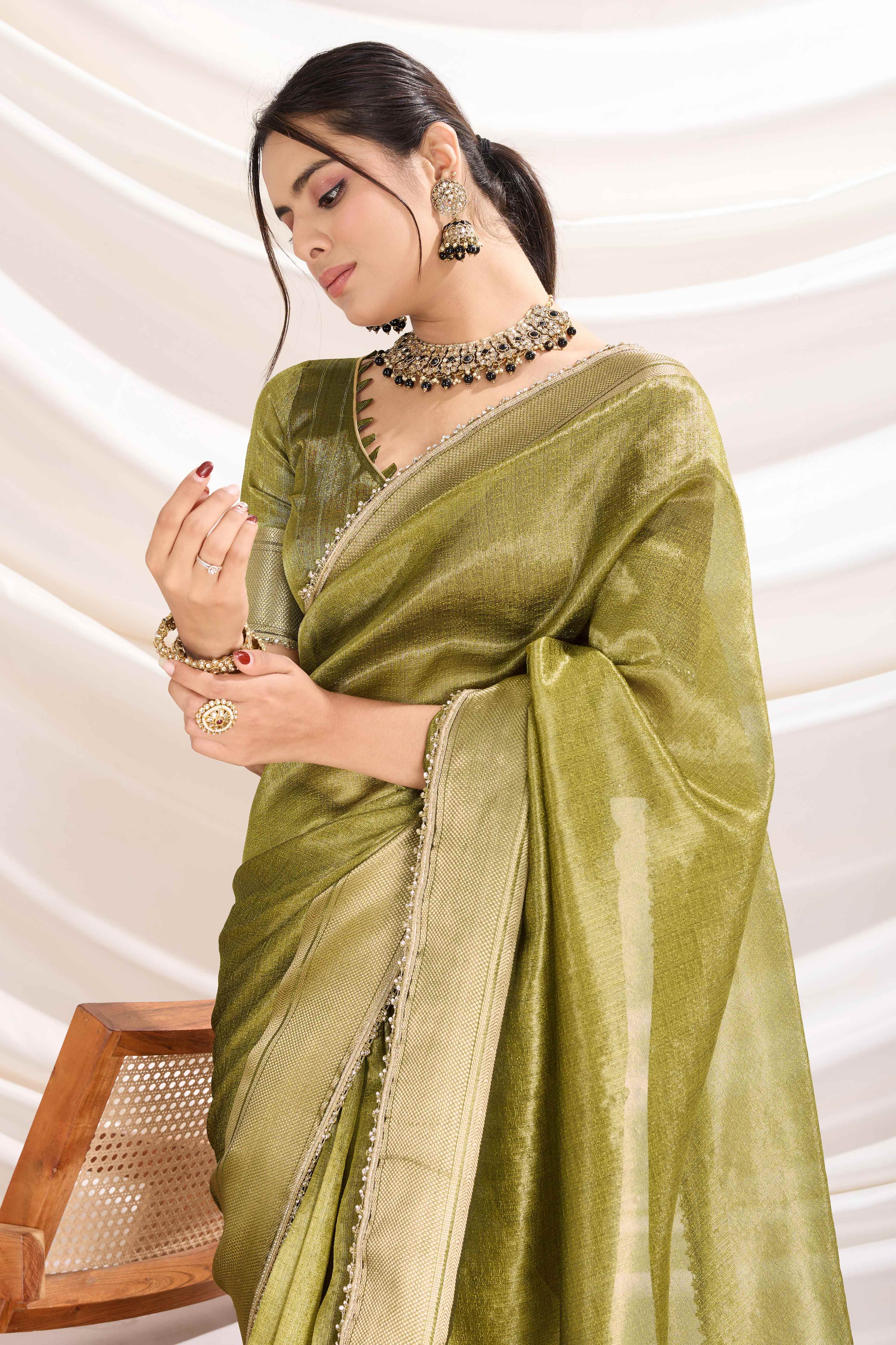 Green Solid Linen Tissue Saree With Weaving & Zarkan Lace Border - Image 7