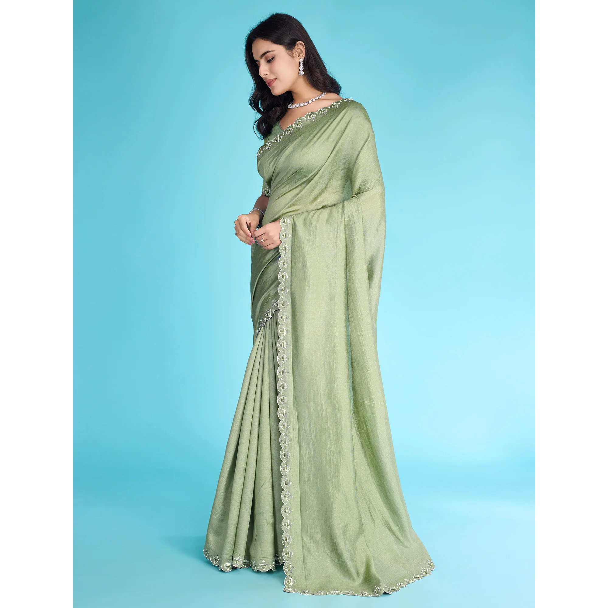 Green Solid With Zarkan & Pearl Diamond Lace Khadi Shimmer Saree - Image 5